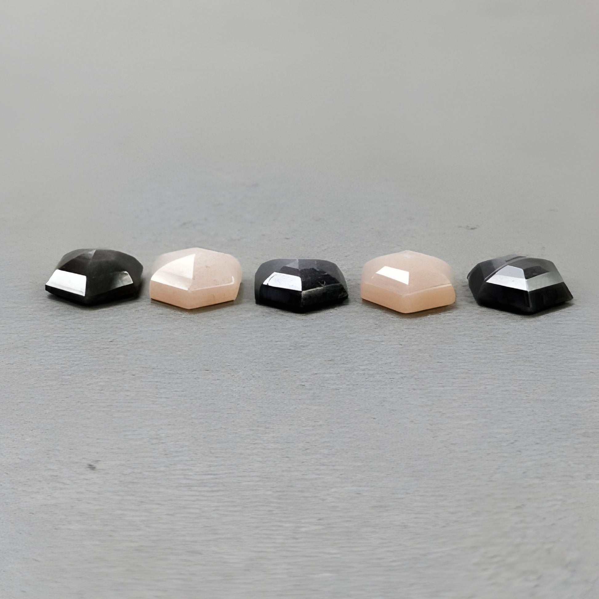 宝飾品用のサファイア