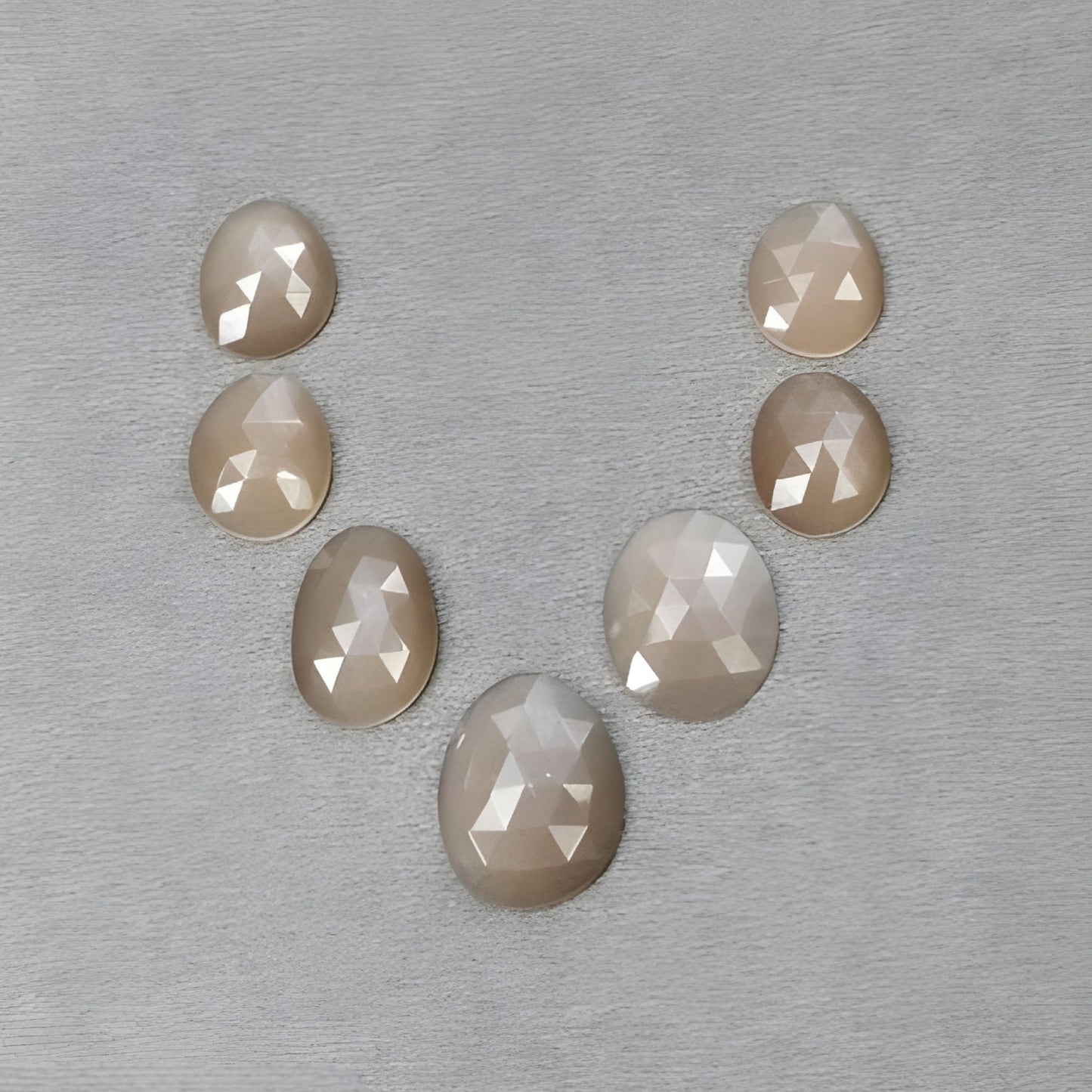 حجر القمر للمجوهرات