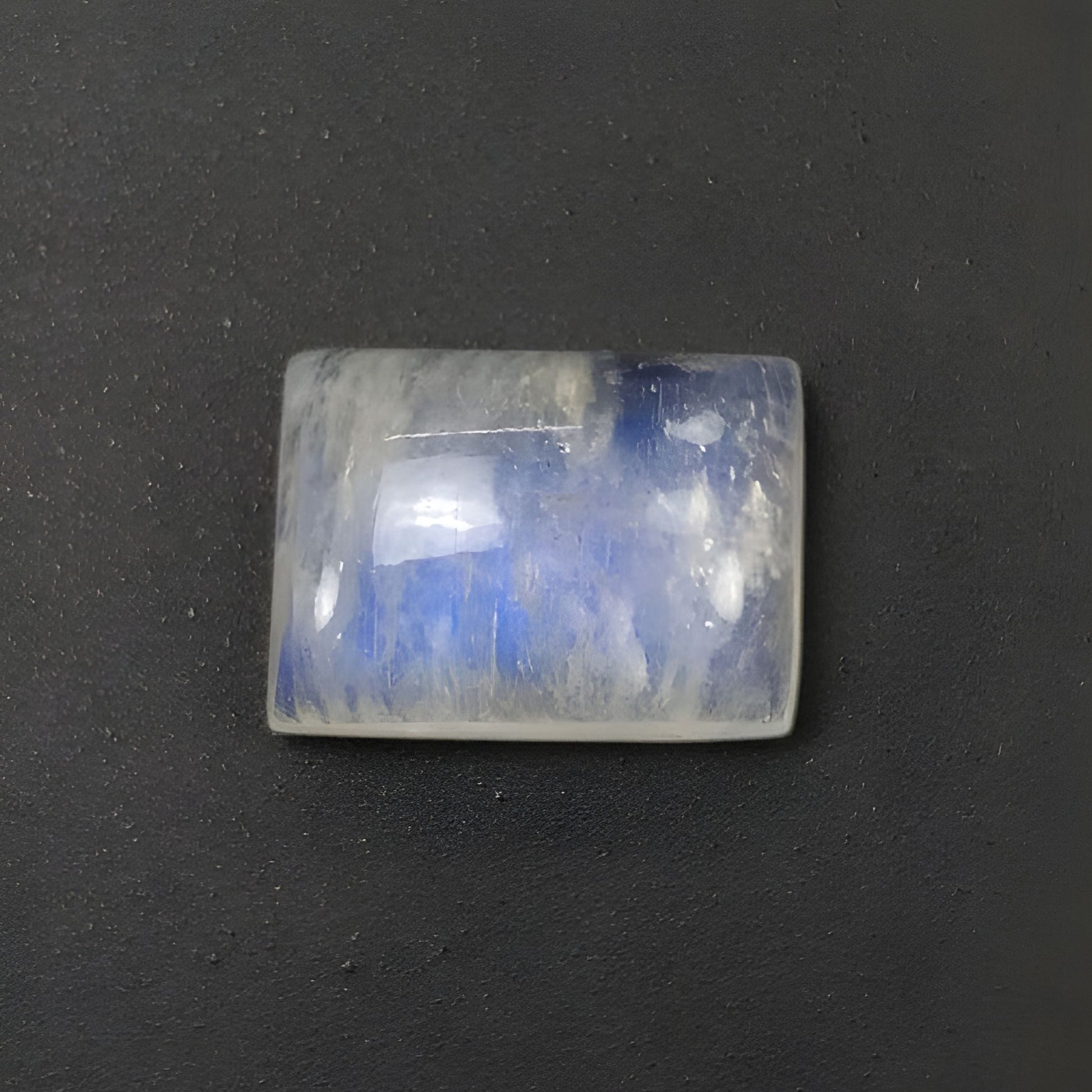 天然の未処理のムーンストーン