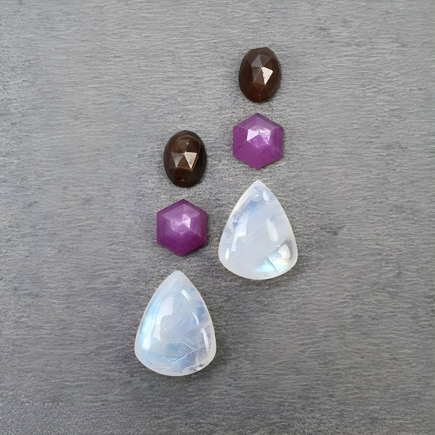 宝飾品用のサファイア