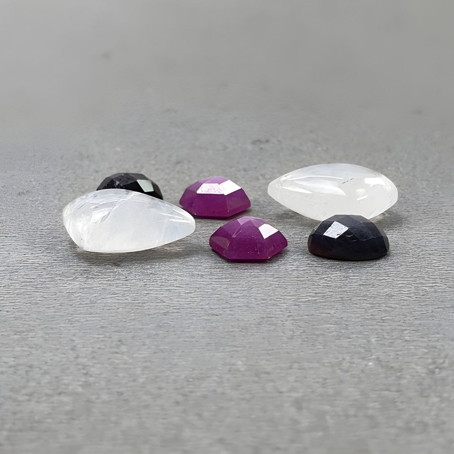 サファイア、ムーンストーン天然宝石