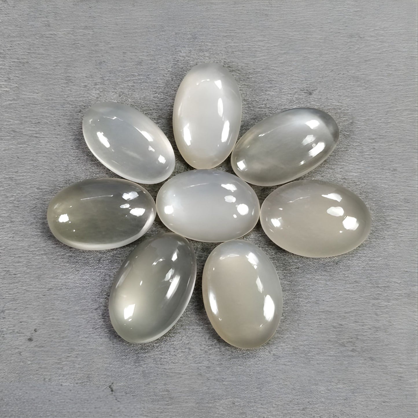 天然未经处理的宝石