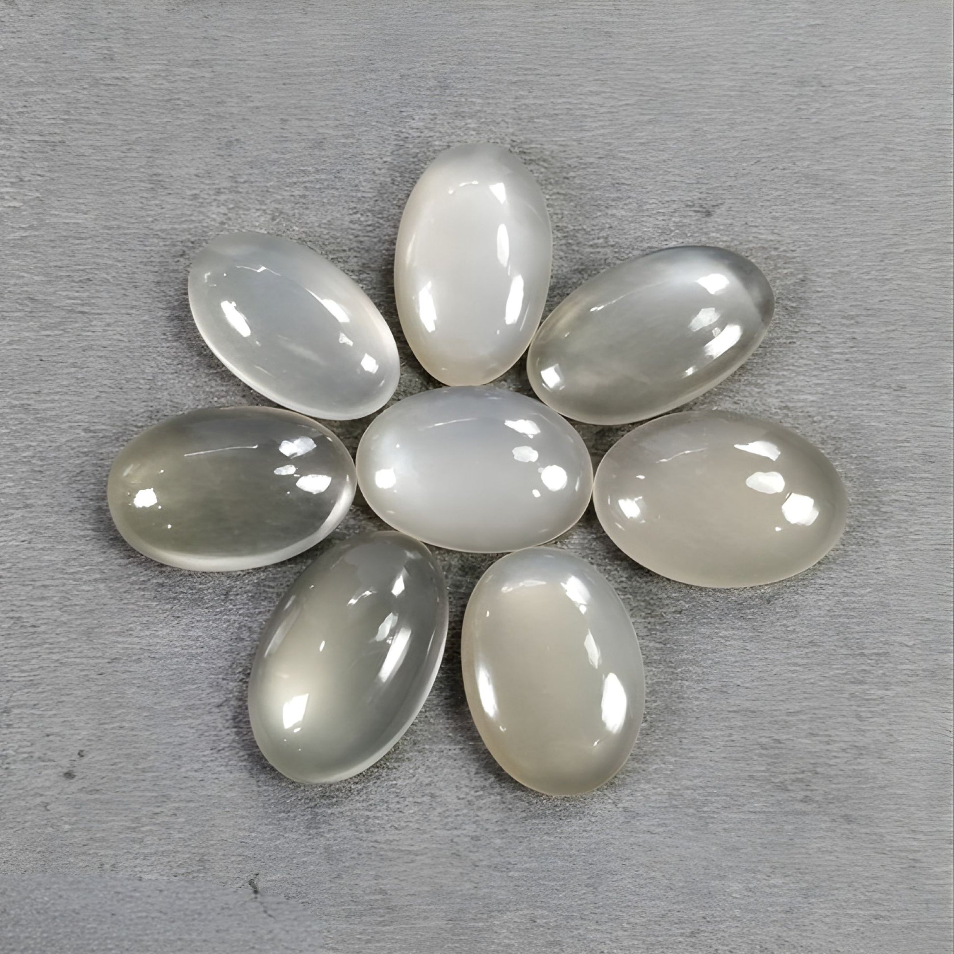 天然未经处理的宝石