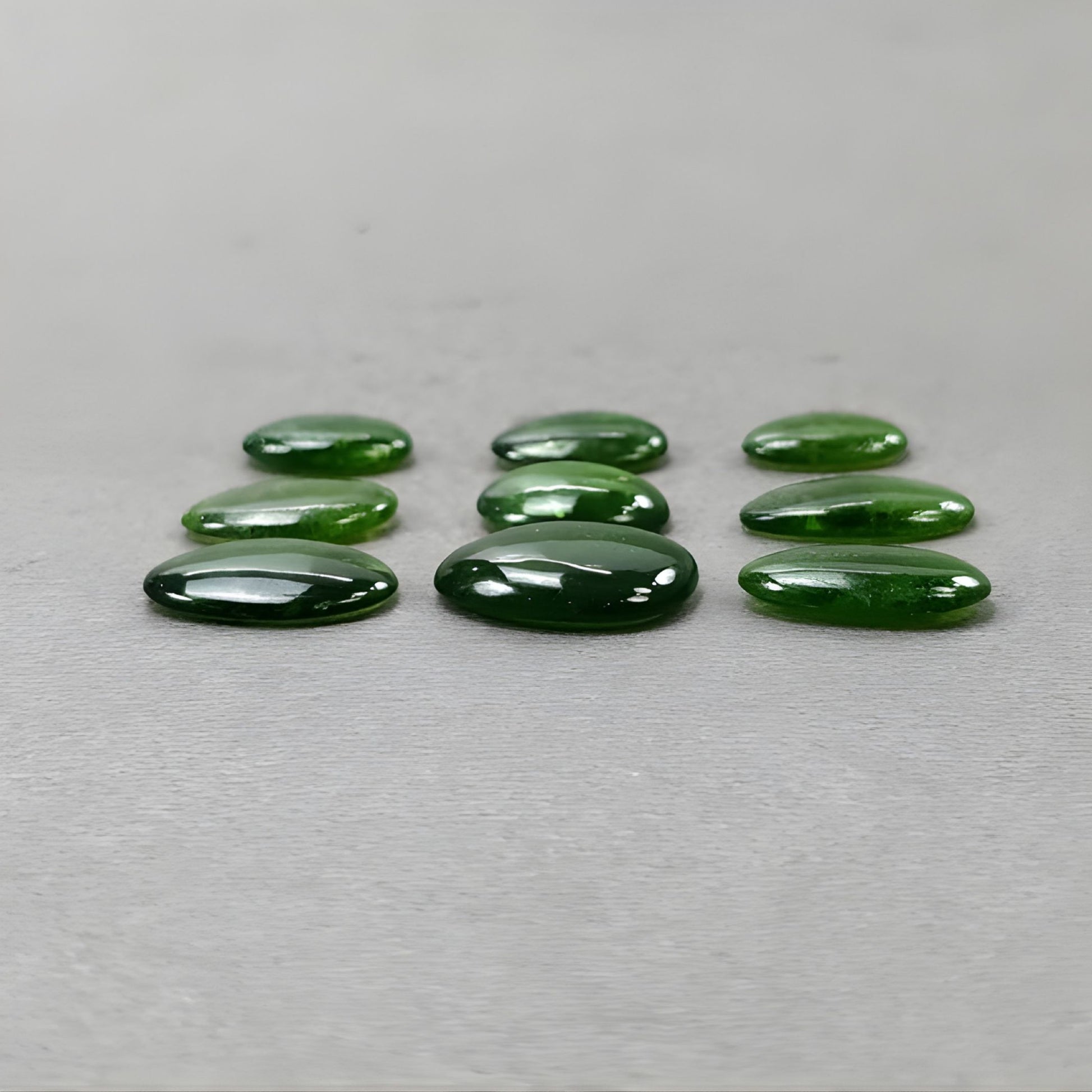 Diópsido de cromo para joyería
