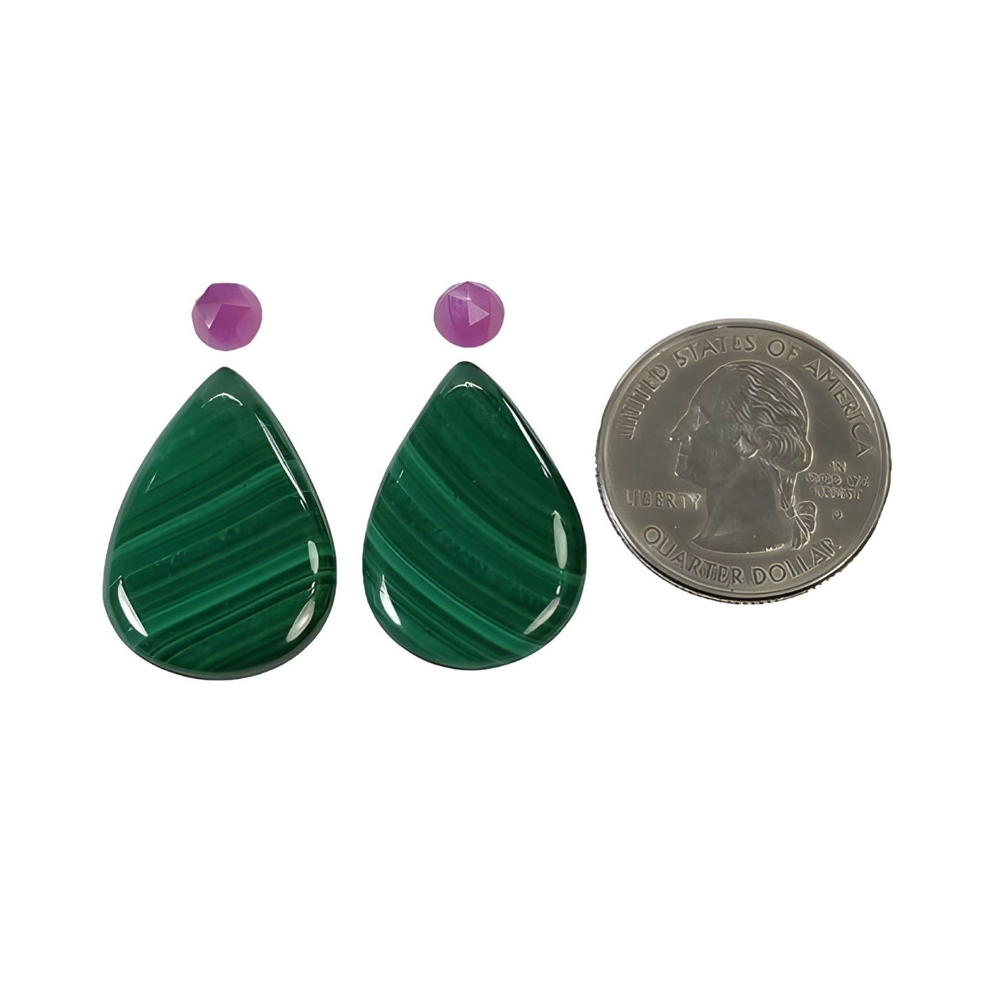 孔雀石和蓝宝石天然宝石