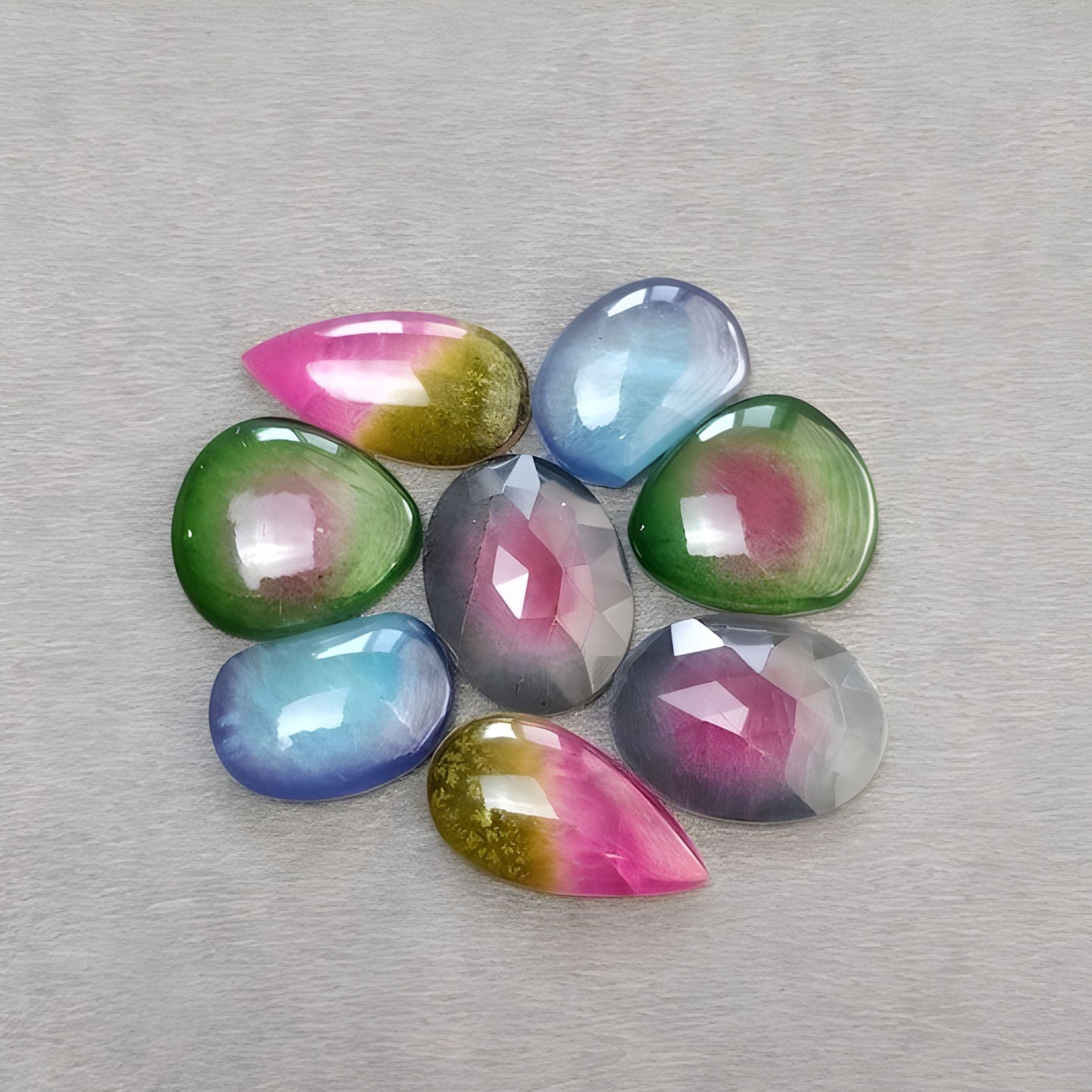 Quarz-Doublette, natürlicher, unbehandelter Edelstein