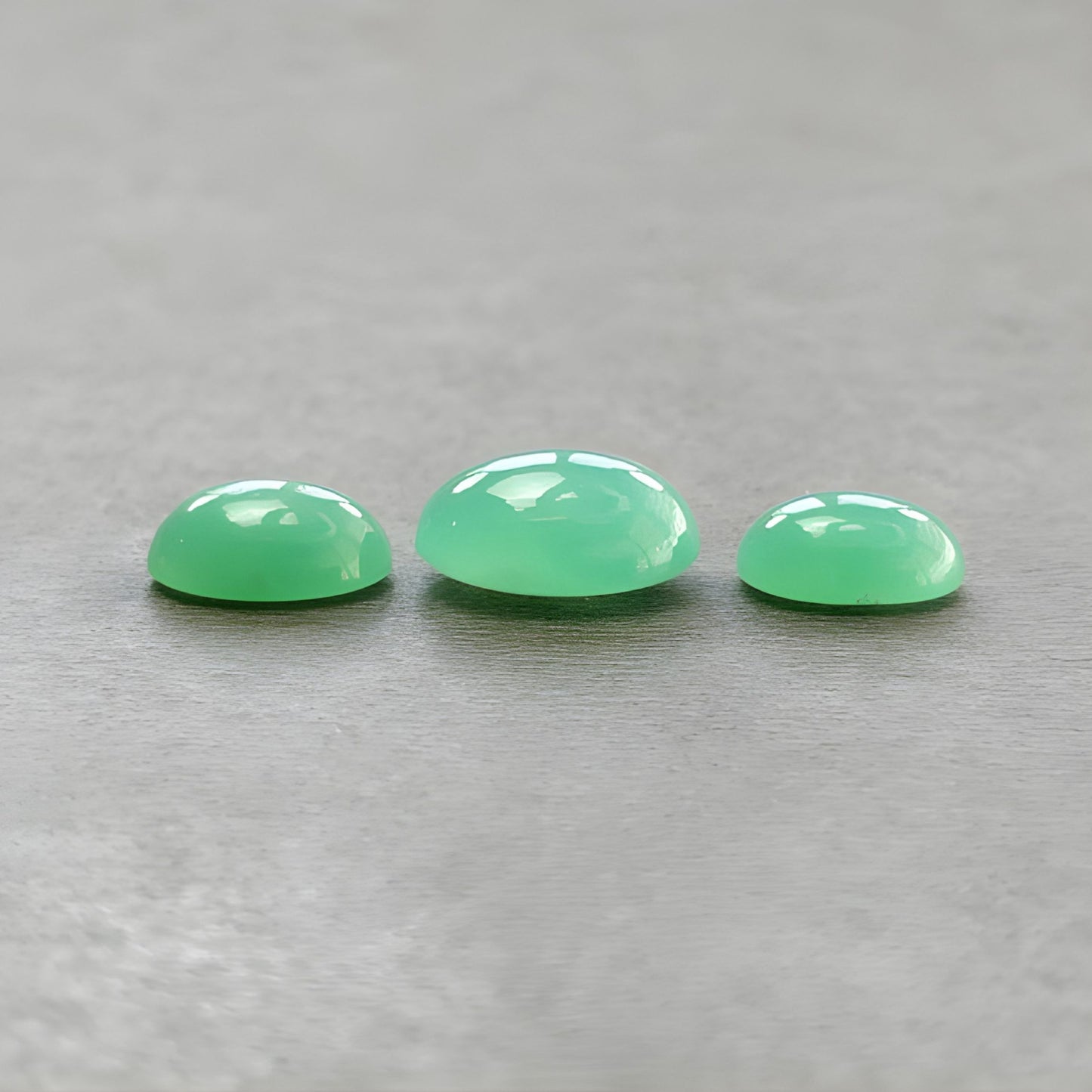 9.80cts Green Chrysoprase Gemstone Natural Untreated Cabochon Oval Shape 3pcs