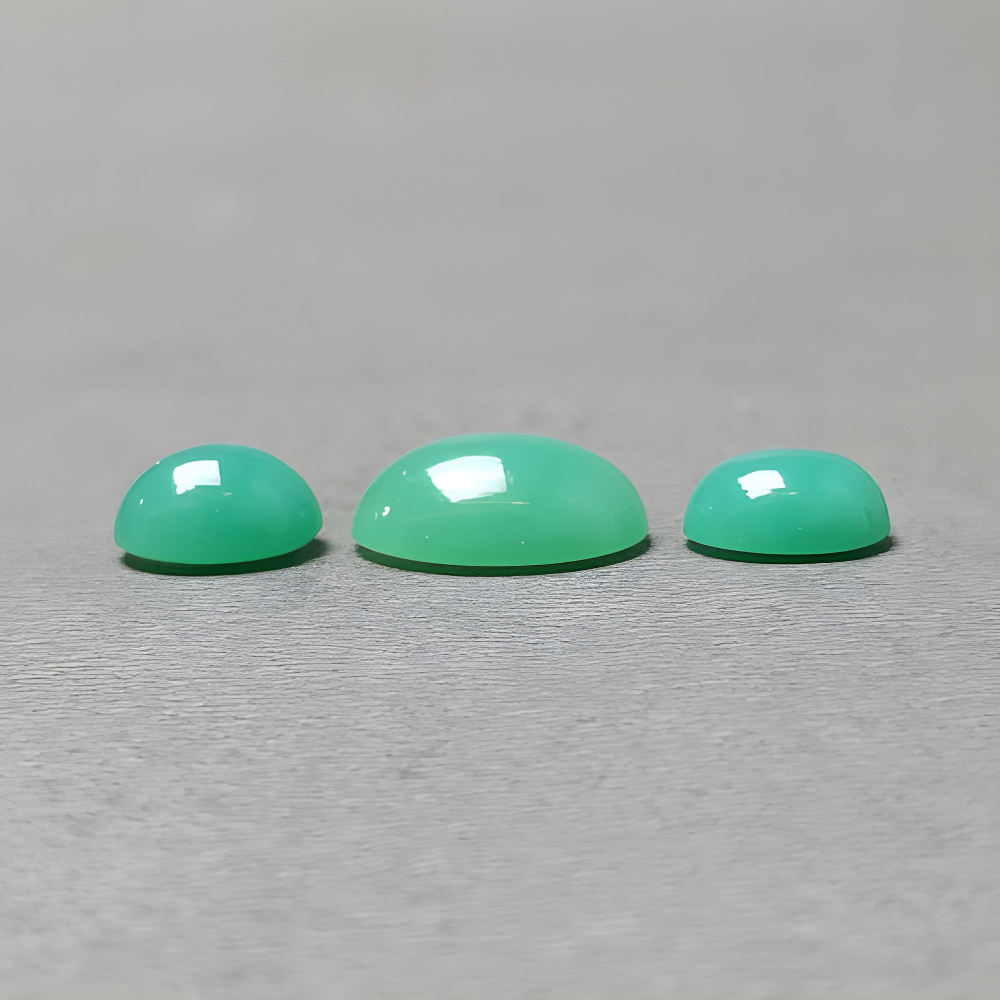 حجر الكريسوبراس الأخضر لصناعة المجوهرات