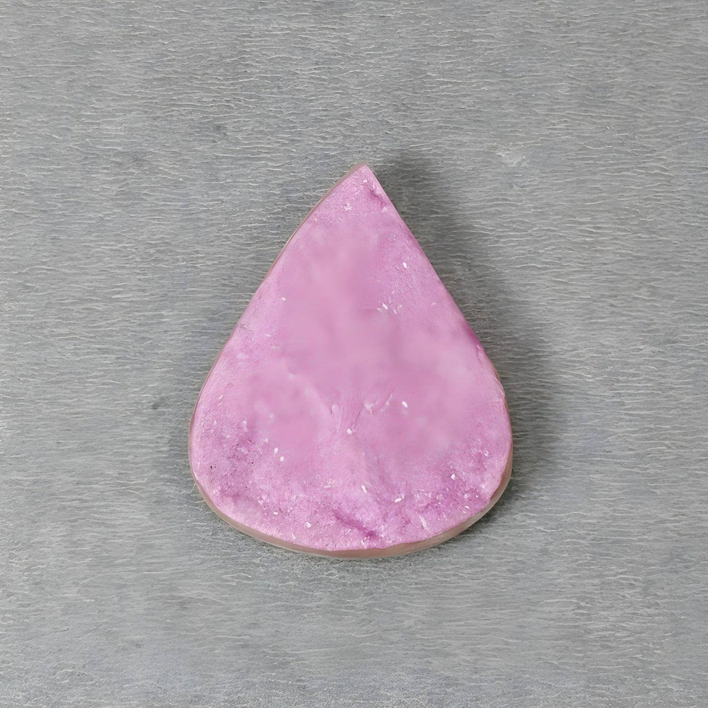 pietra preziosa naturale druzy