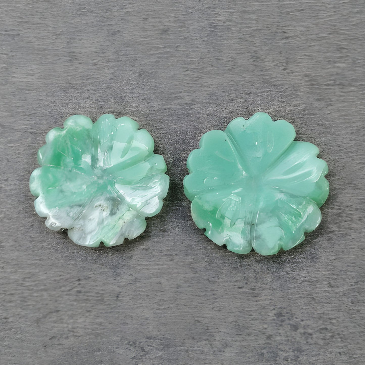 Chrysoprase Flower Carving