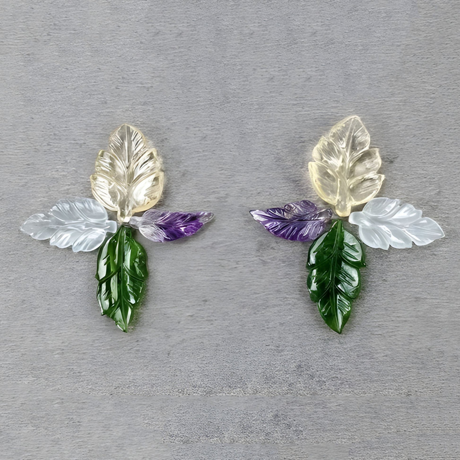 نحت أوراق الأكوامارين على الديوبسيد