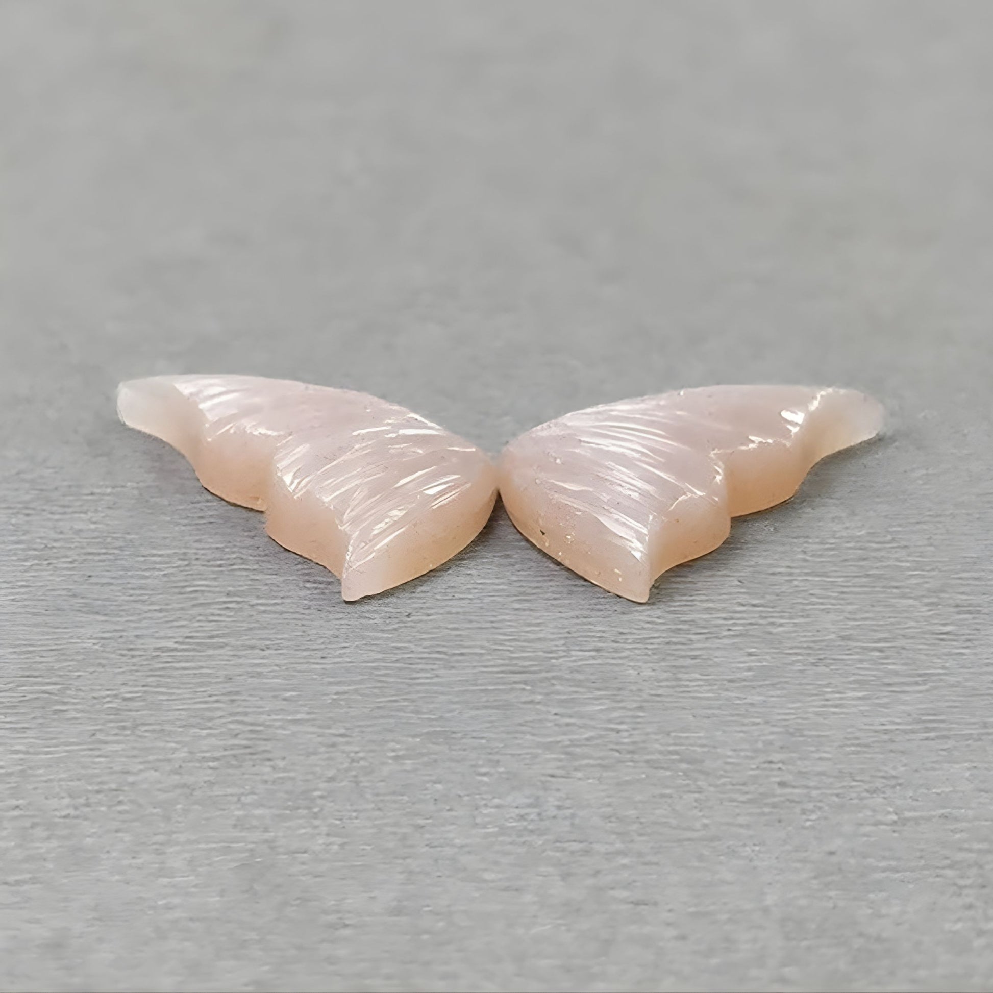 月光石蝴蝶宝石