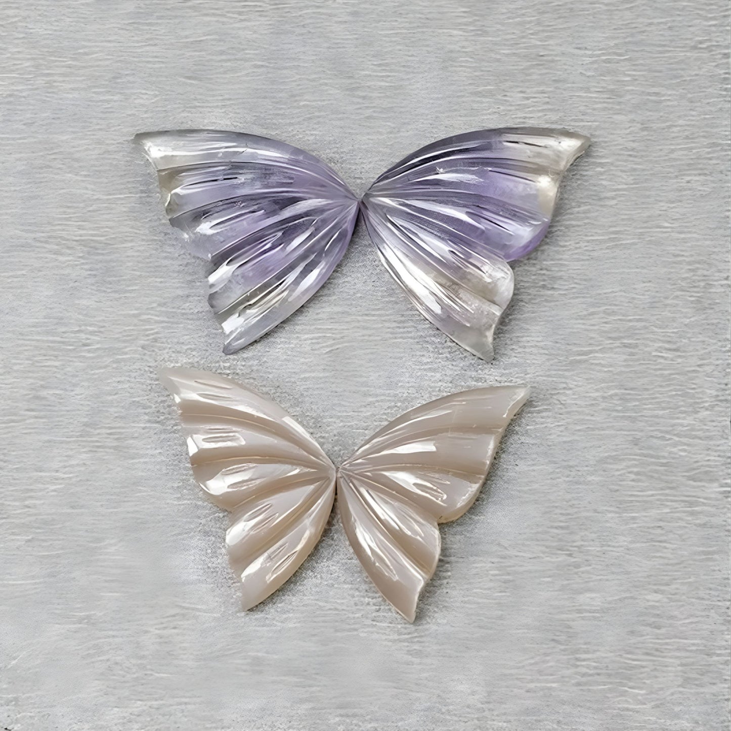 Ametrino, pietra di luna, scultura a forma di farfalla