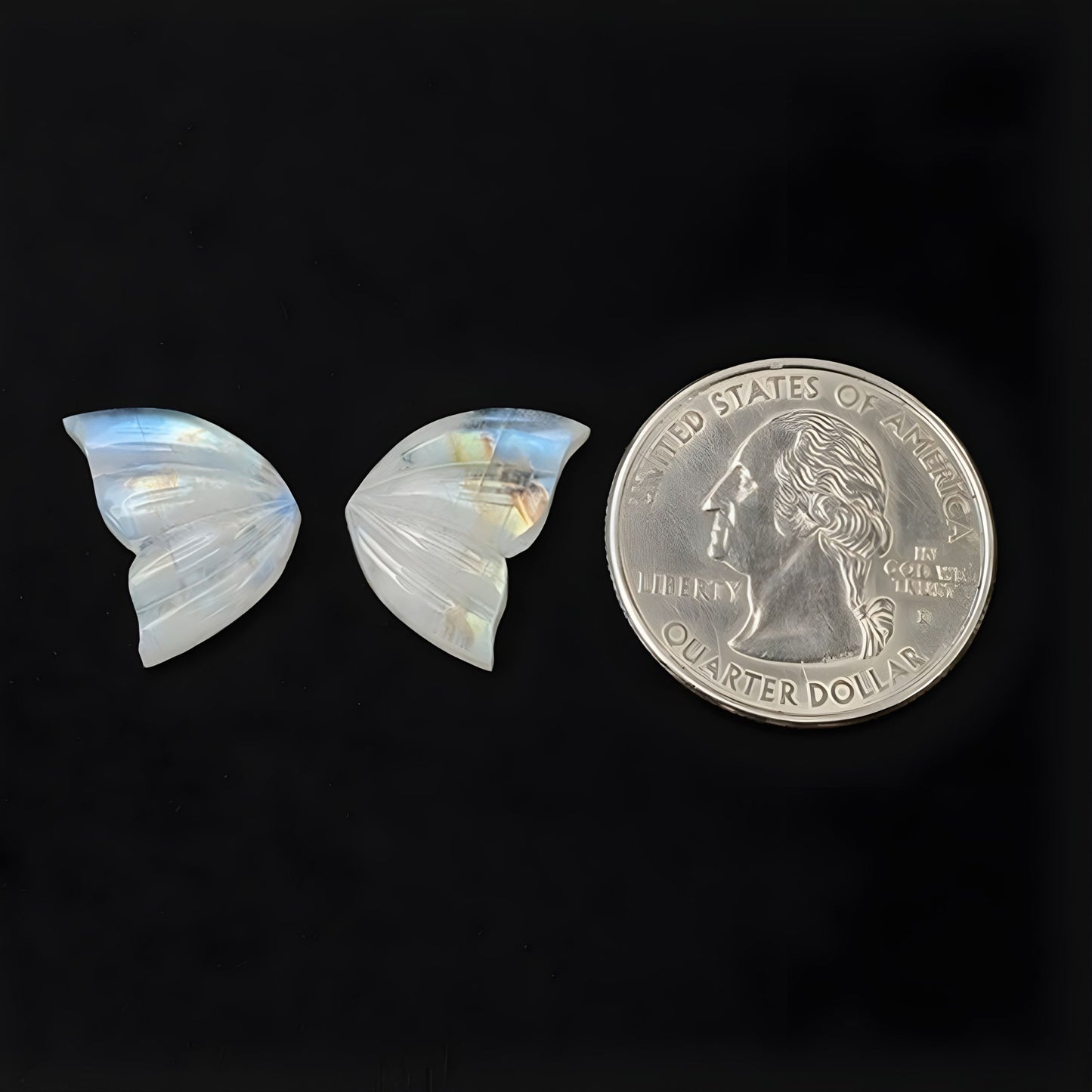 pietra di luna arcobaleno naturale per gioielli