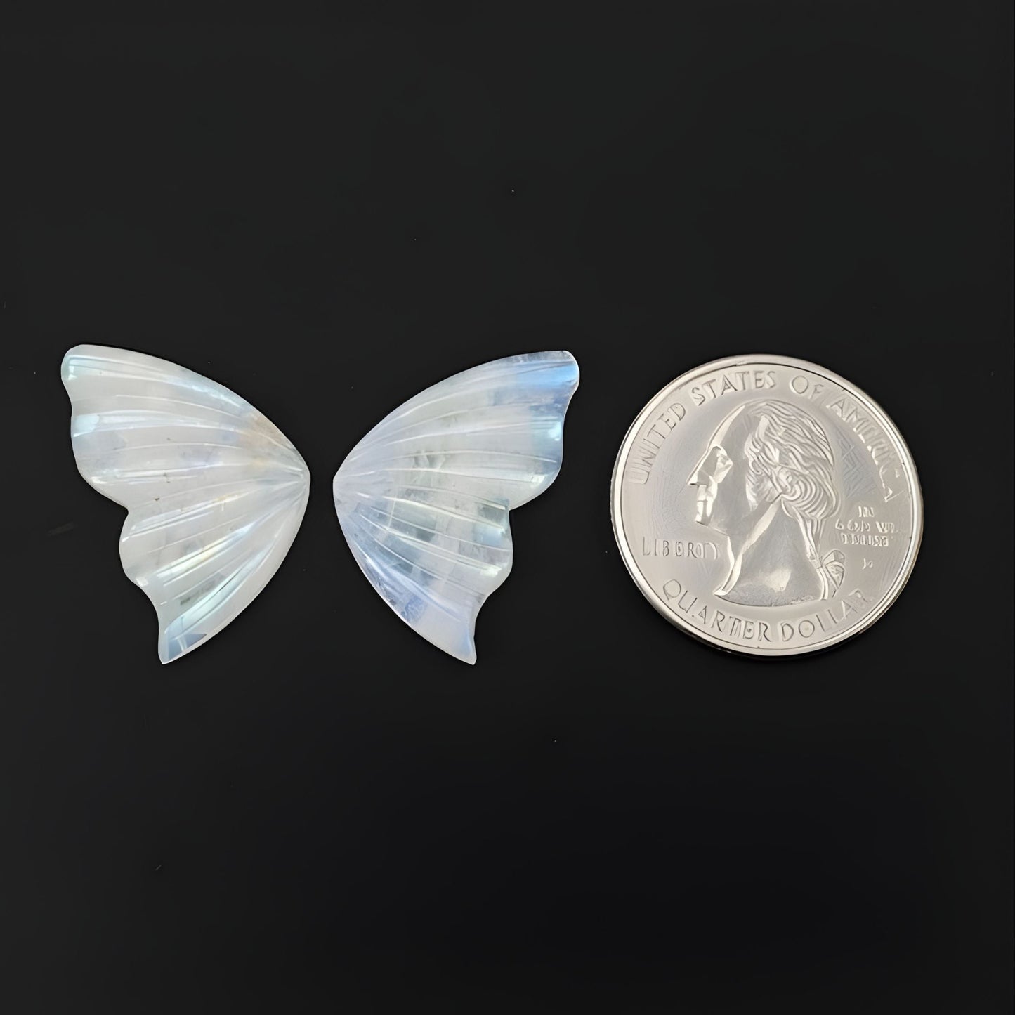 pietra di luna arcobaleno per gioielli