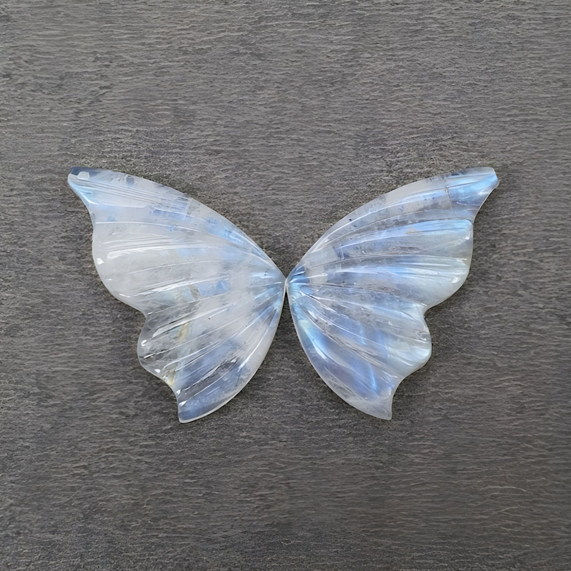 レインボームーンストーン 天然未処理宝石