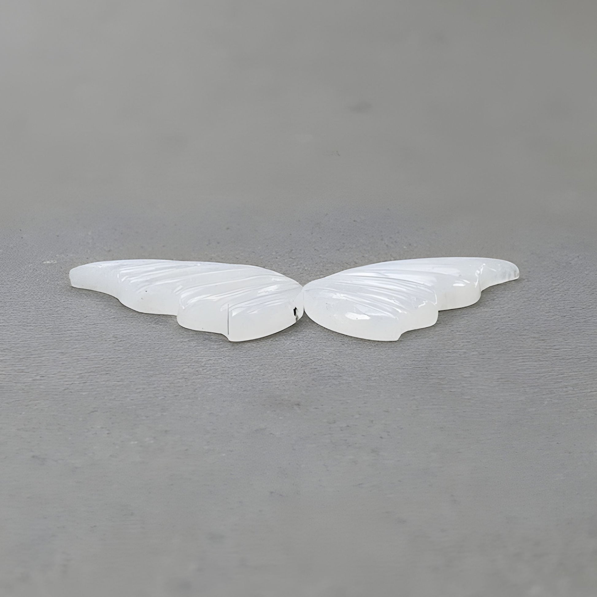 pietra di luna naturale non trattata