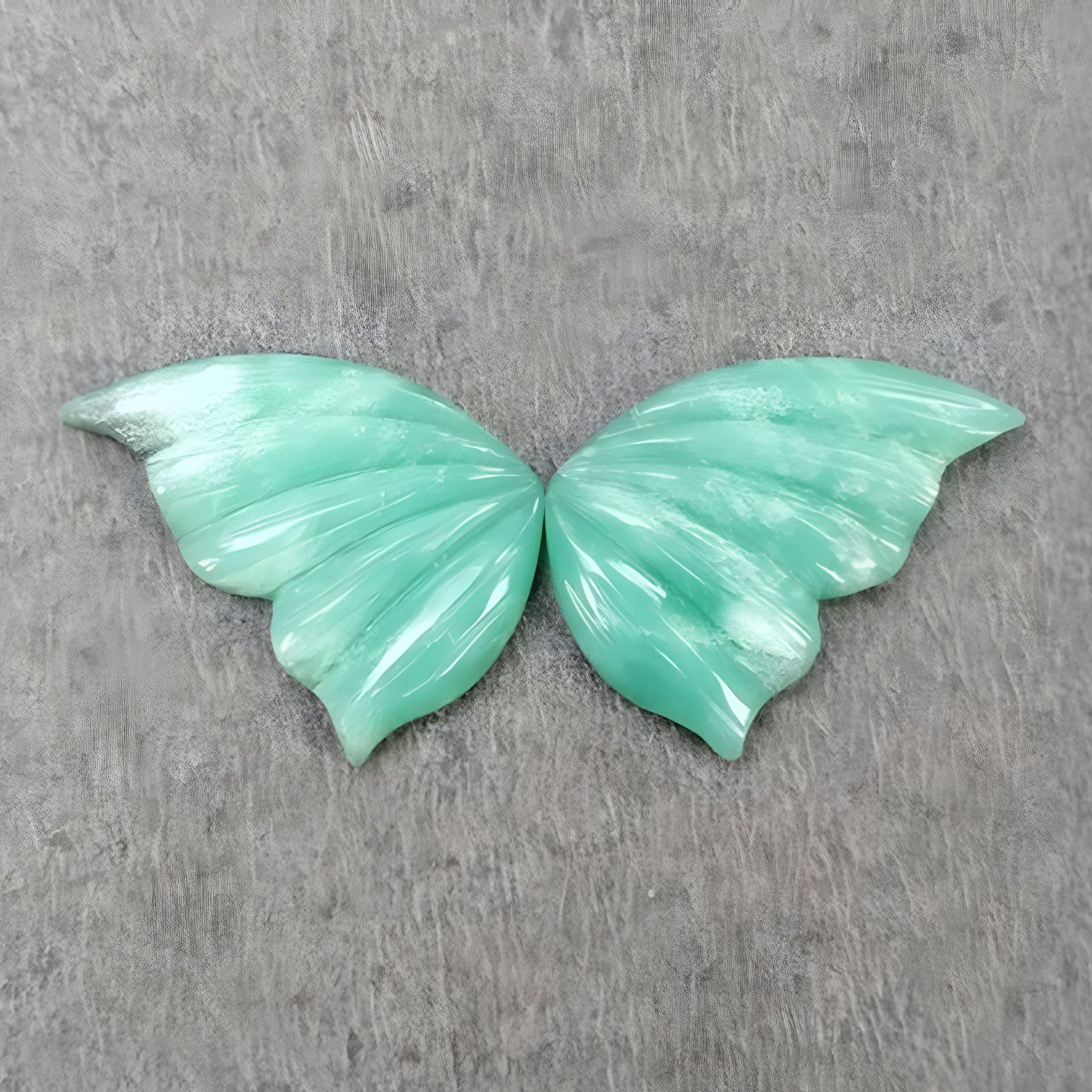 绿玉髓蝴蝶雕刻