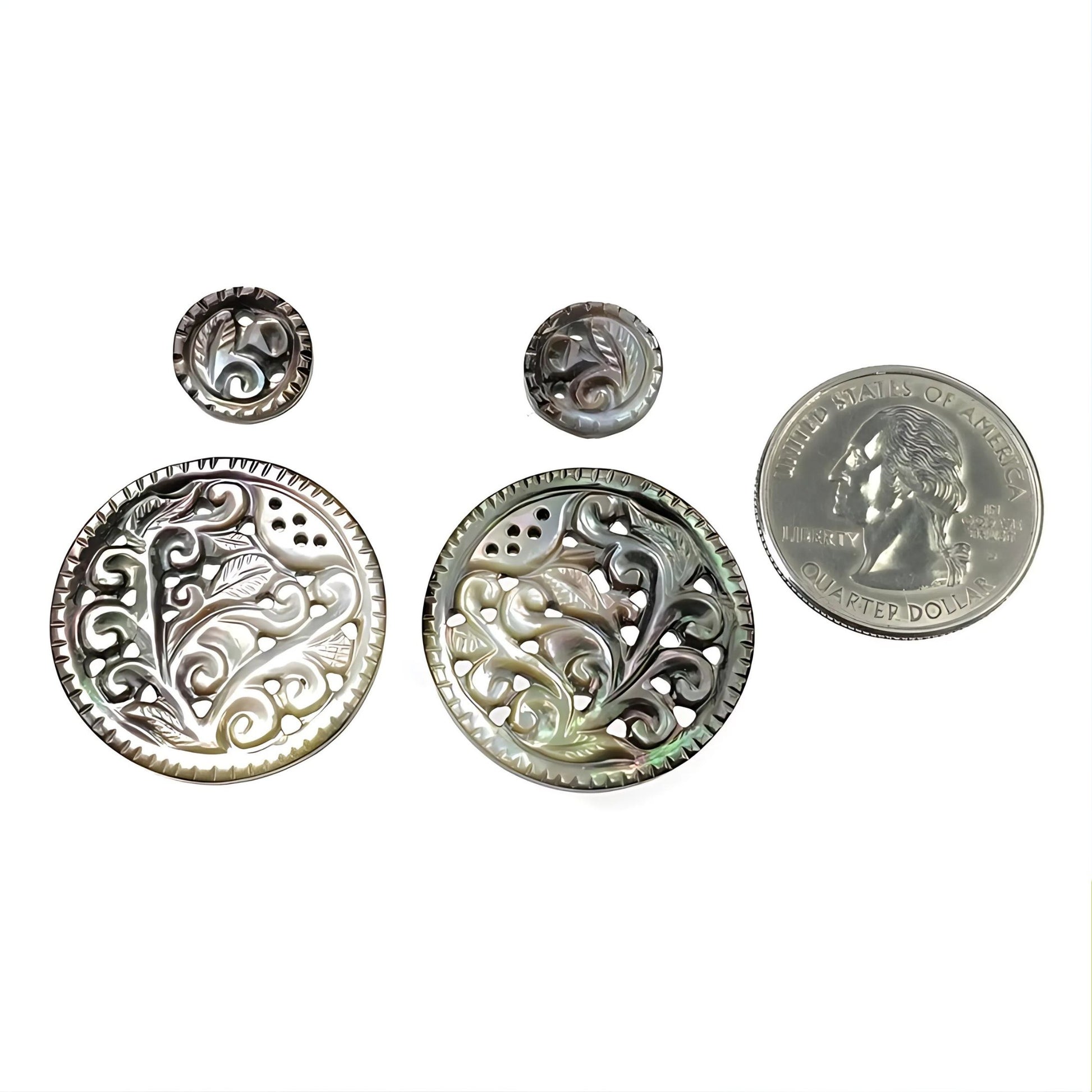 マザーオブパールの丸い彫刻