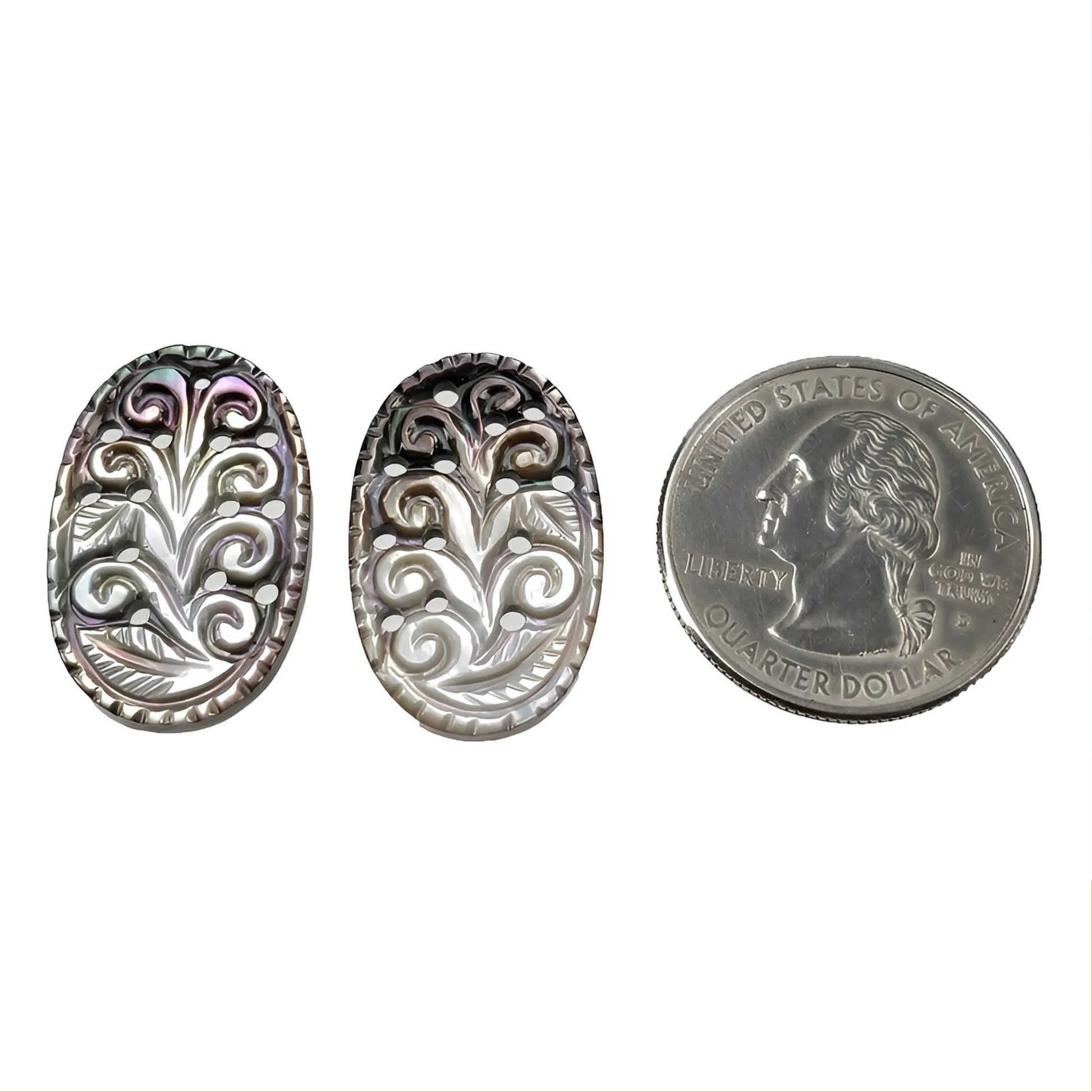 マザーオブパールの楕円彫刻