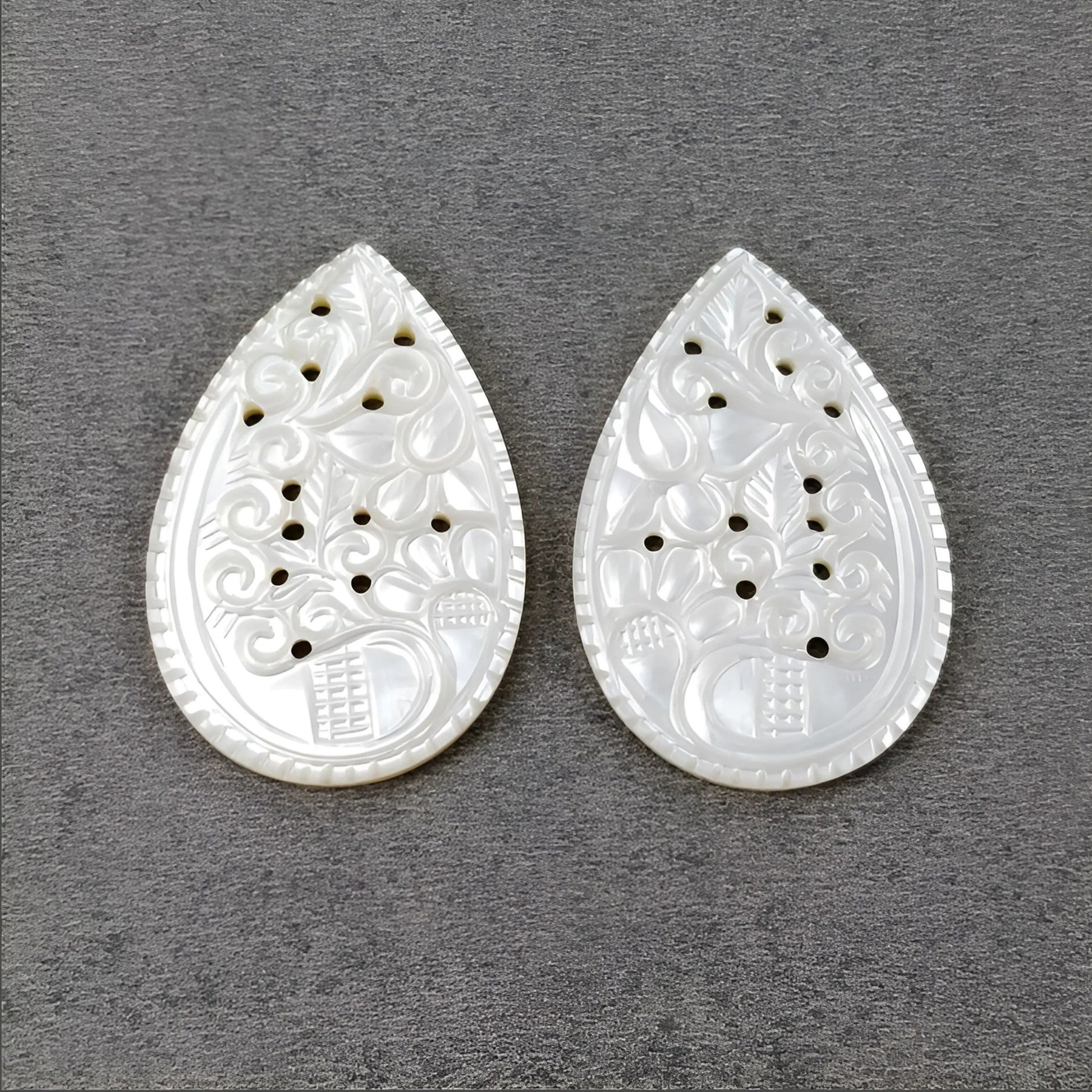 mother of pearl pear shape carving