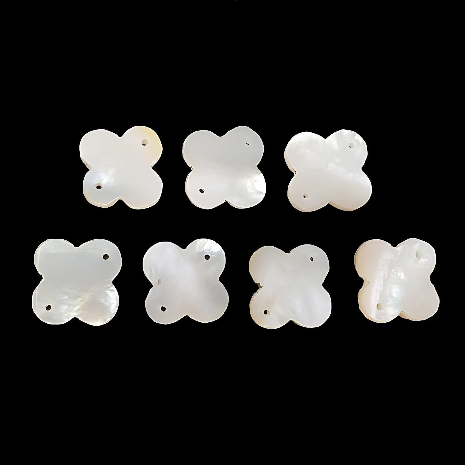 intaglio elaborato in madreperla