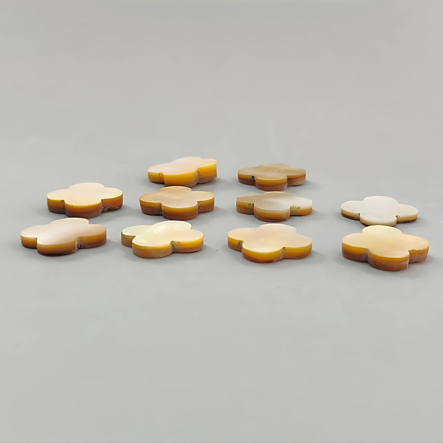 珍珠母贝花式雕刻