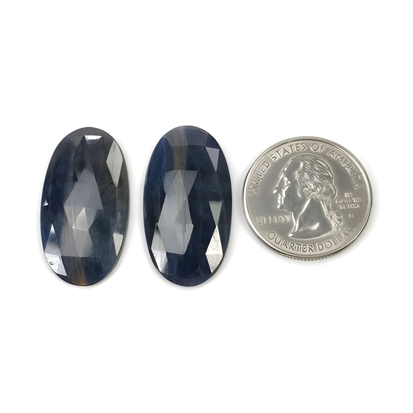 قطع بيضاوي متعدد الياقوت