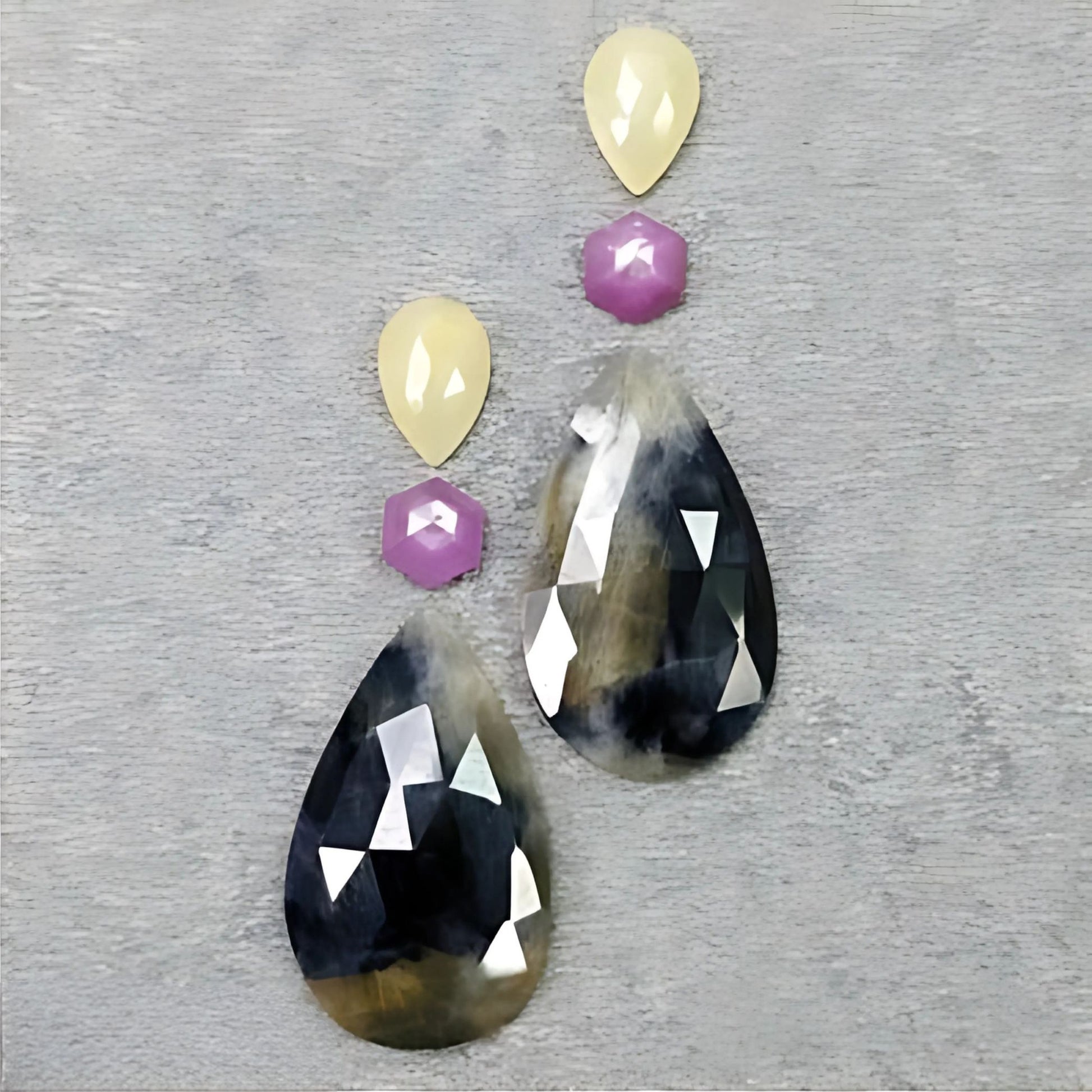 Pietra preziosa multi-zaffiro sfaccettata