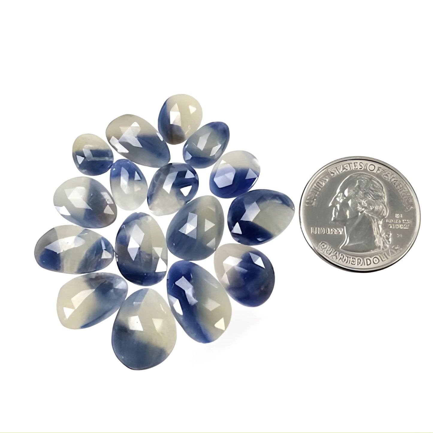 Fette di zaffiro multiplo a forma di uovo