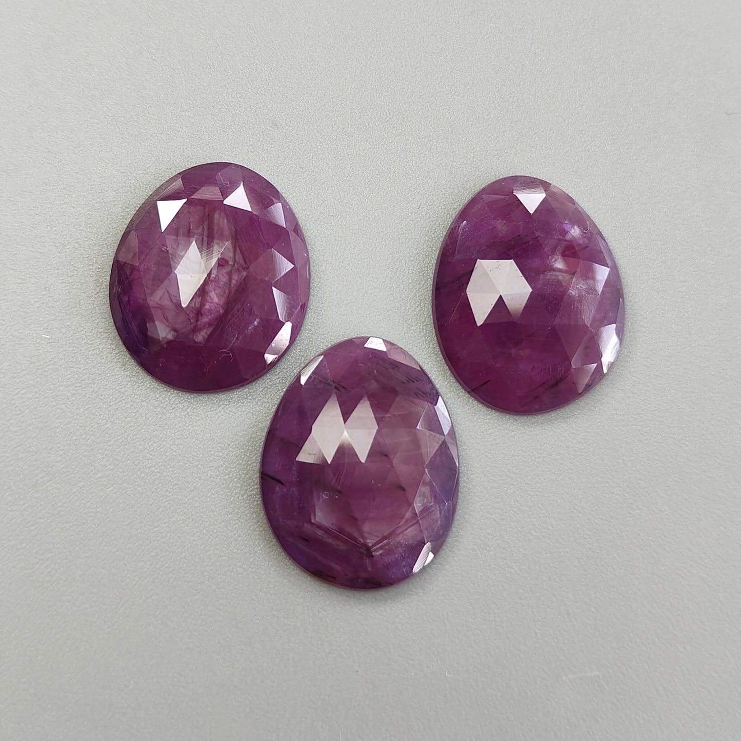 Zafiro multicolor para joyería
