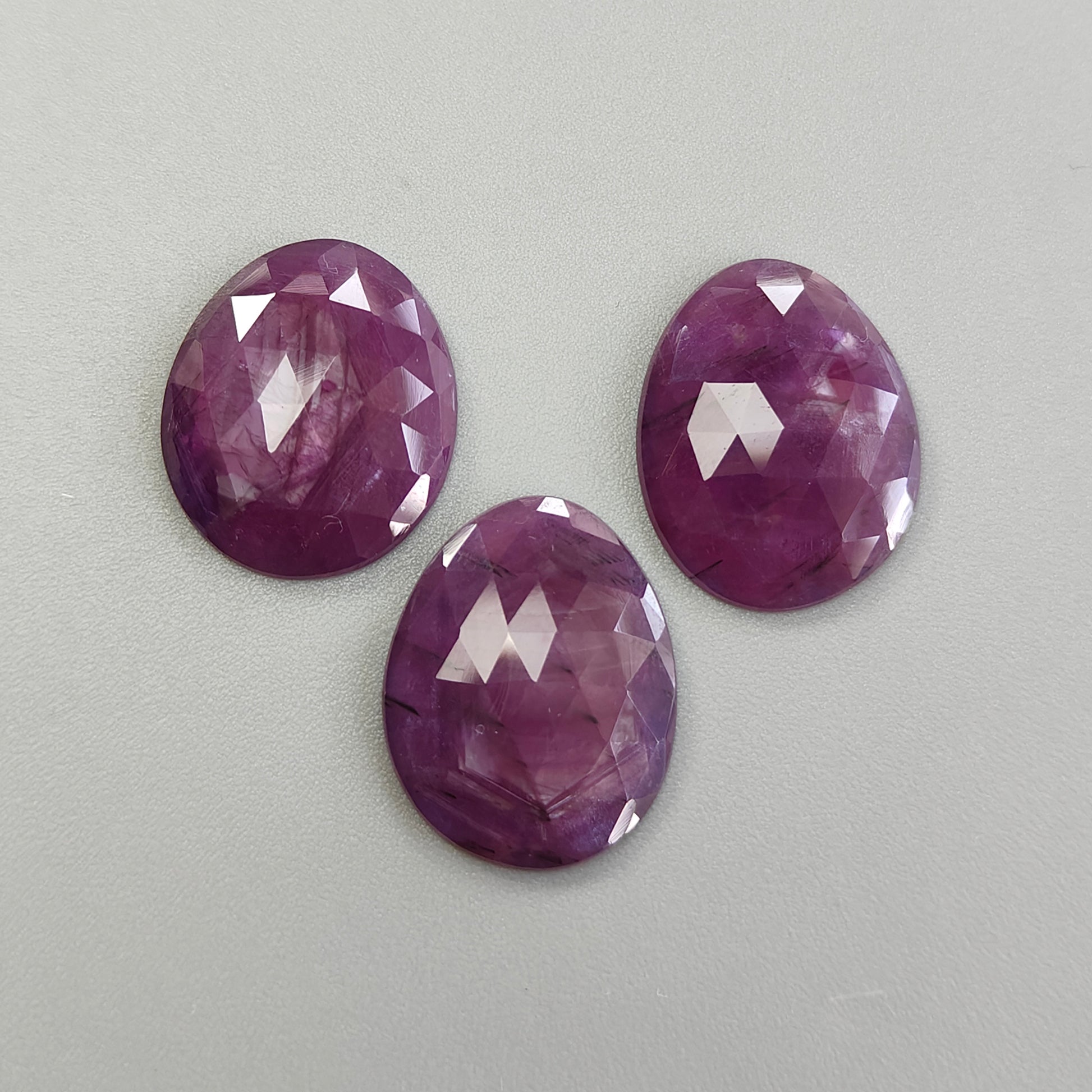 Zafiro multicolor para joyería
