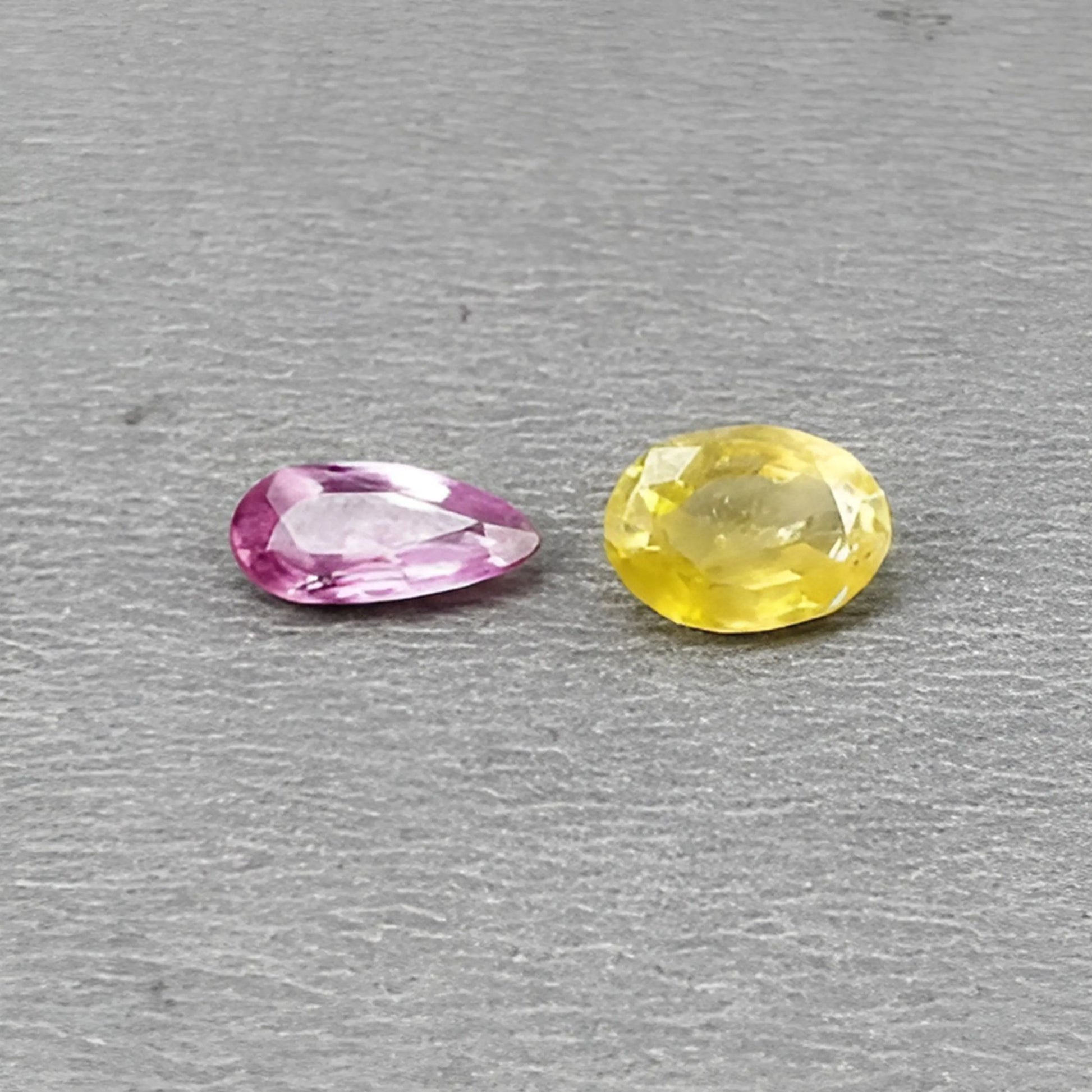 天然マルチサファイア宝石