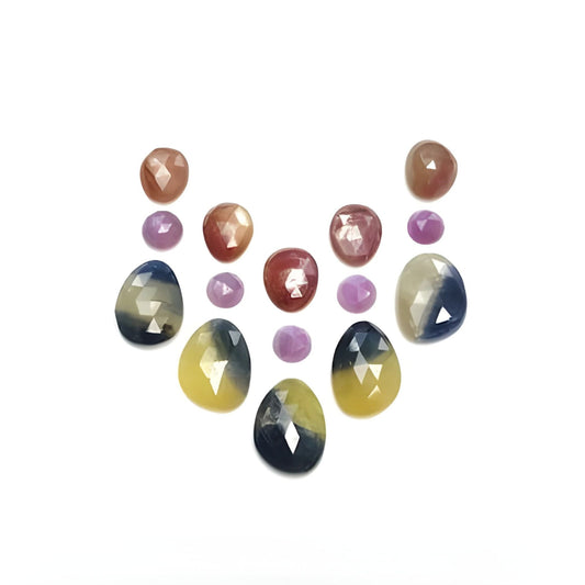ファセット加工されたマルチサファイア宝石