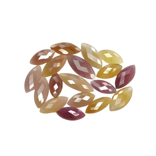 حجر الياقوت الكريم متعدد الأوجه