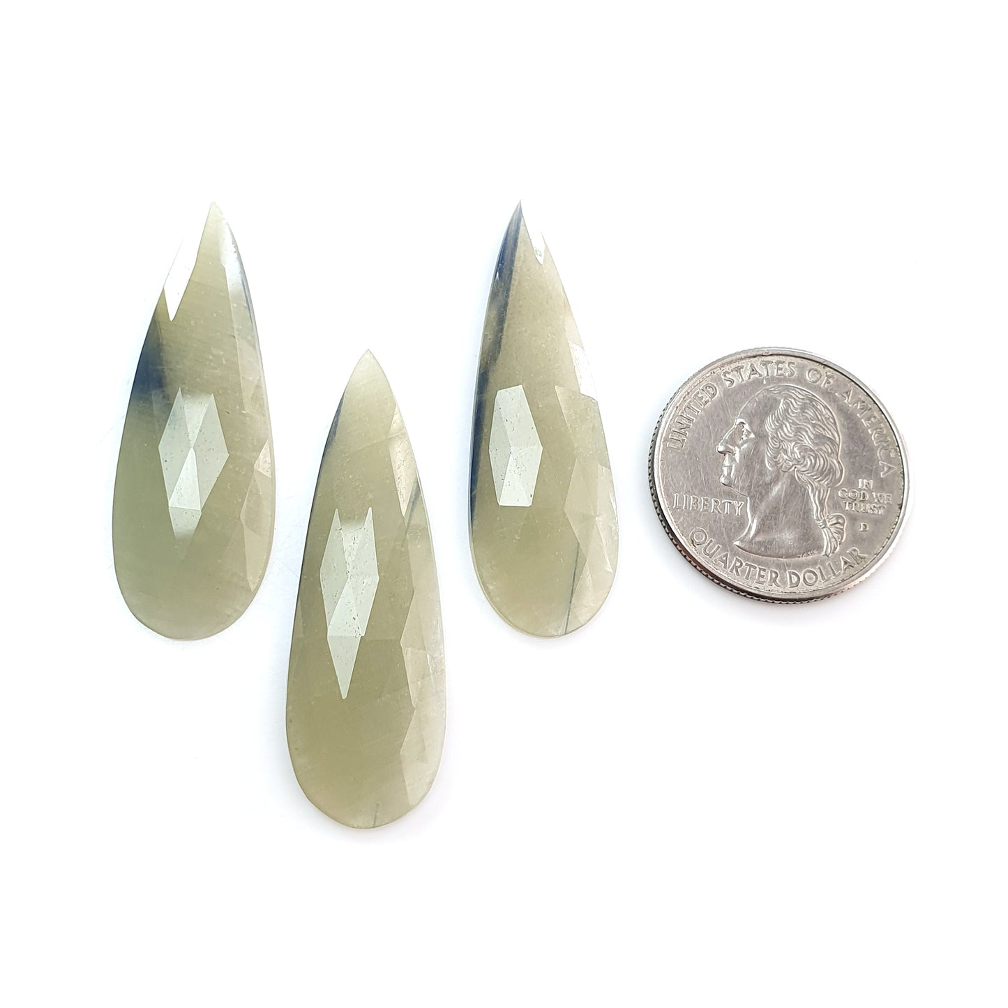 zaffiro multiplo per gioielli