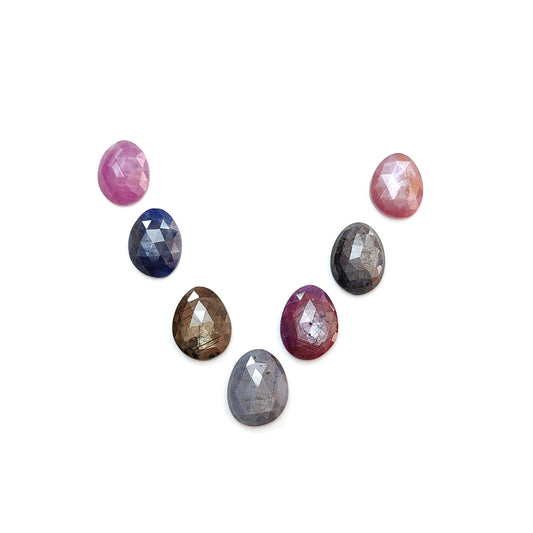 Zaffiro multi sfaccettato