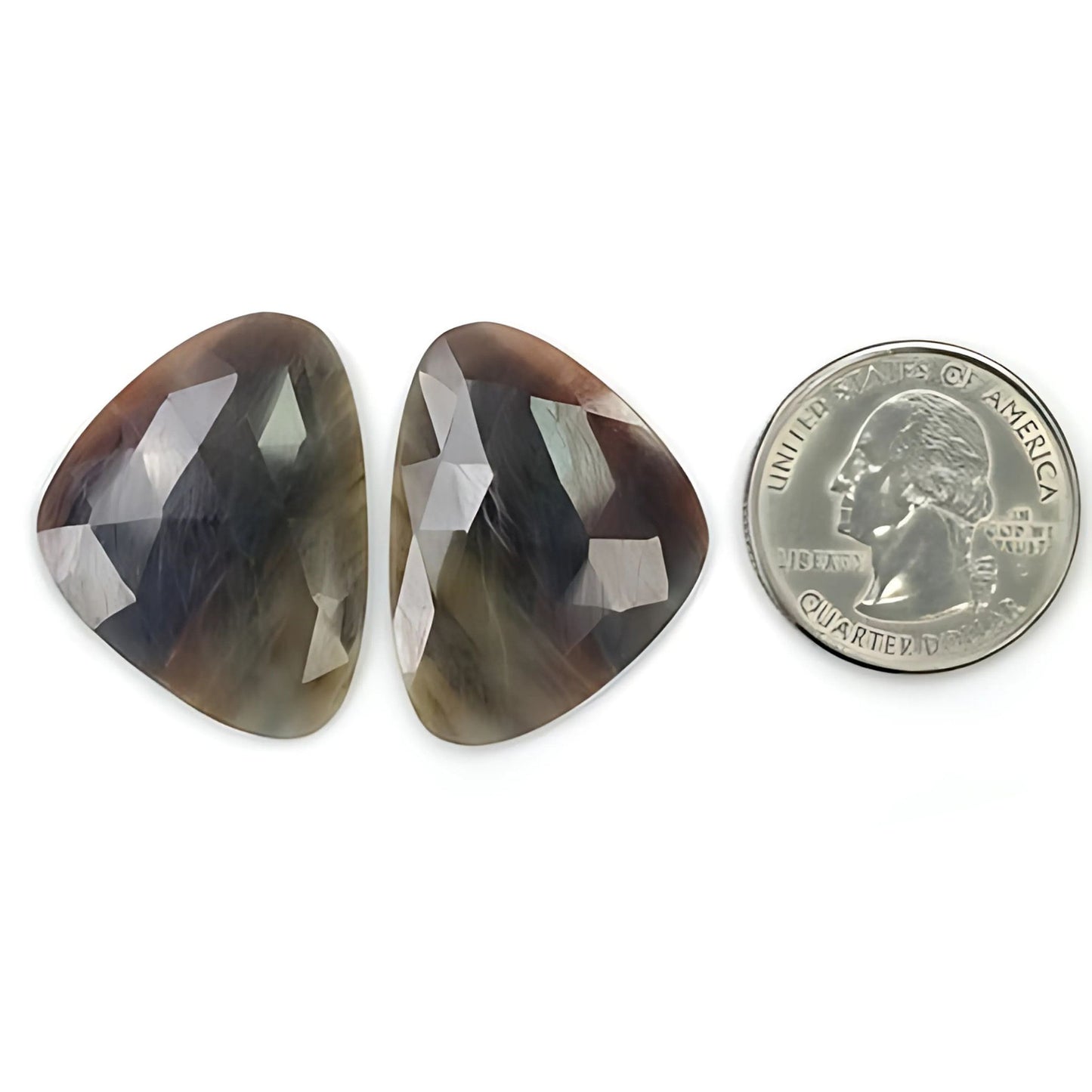 Facettierter Multi-Saphir-Edelstein