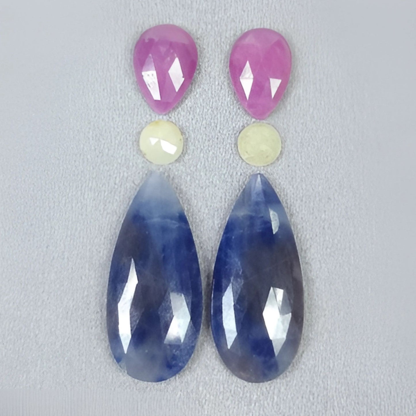 多颗蓝宝石玫瑰切割片