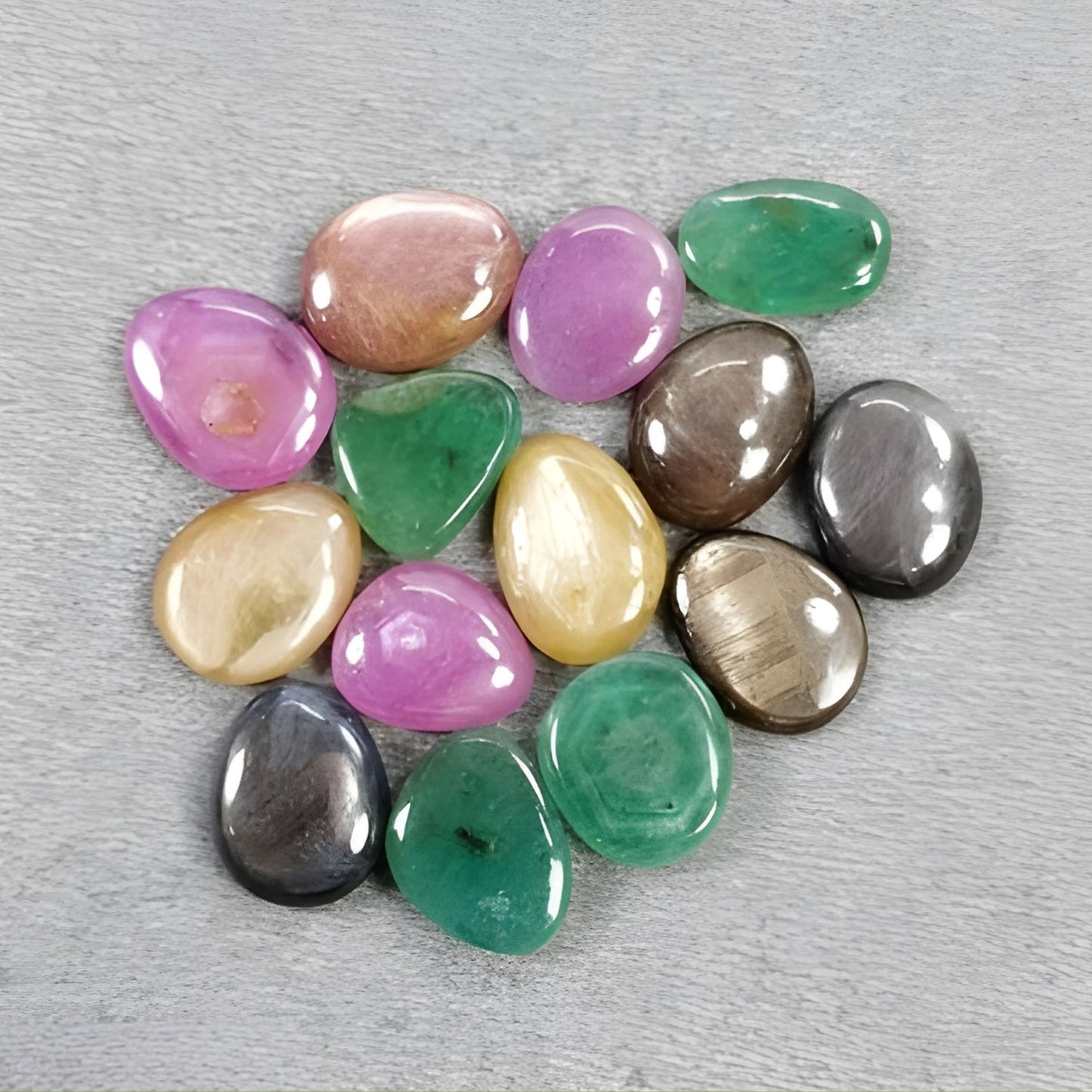 5月の誕生石エメラルド