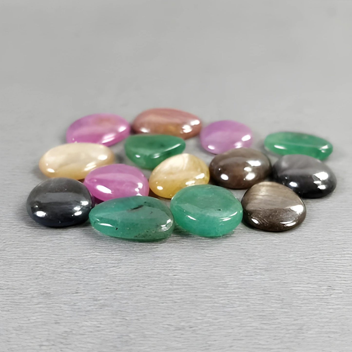 多颗蓝宝石不规则凸圆形宝石