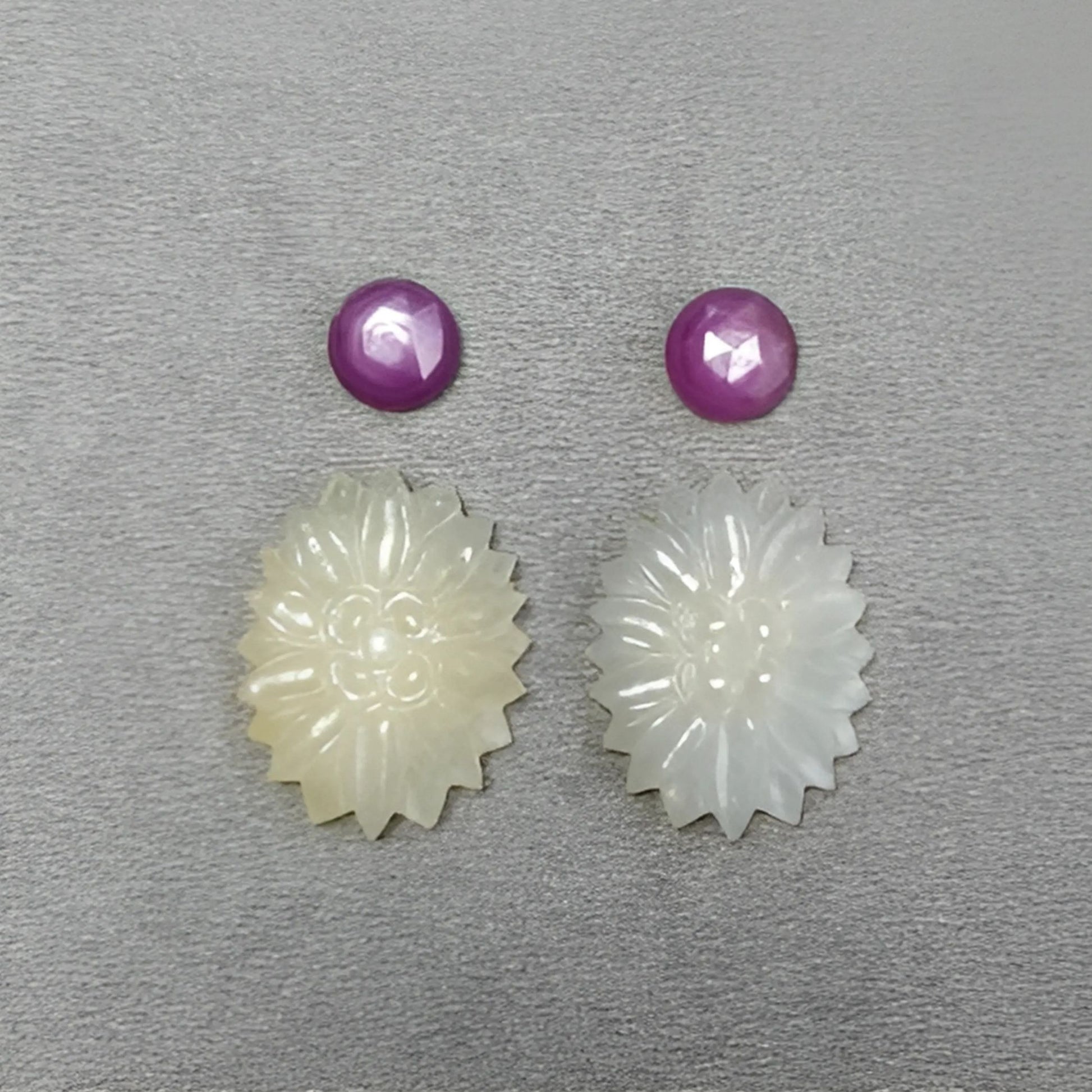 マルチサファイアオーバル、ラウンド彫刻