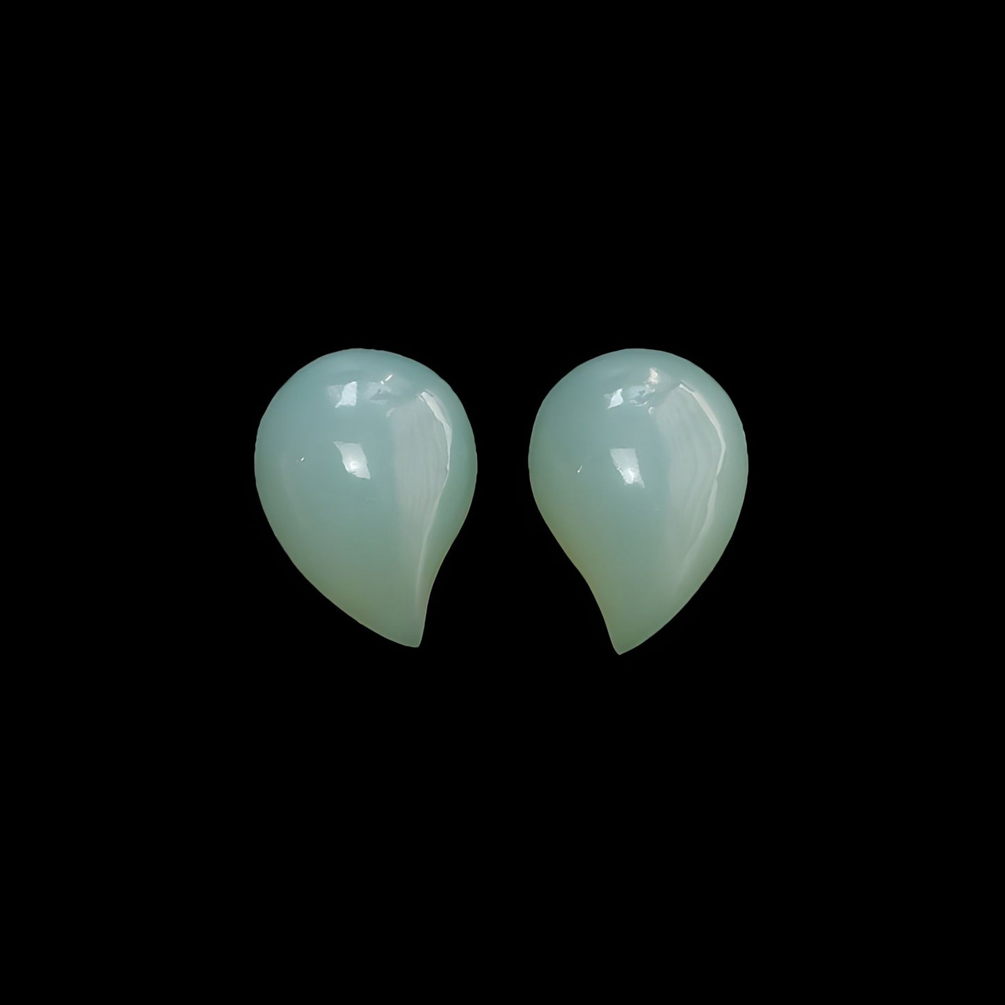onyx cabochon gemstone