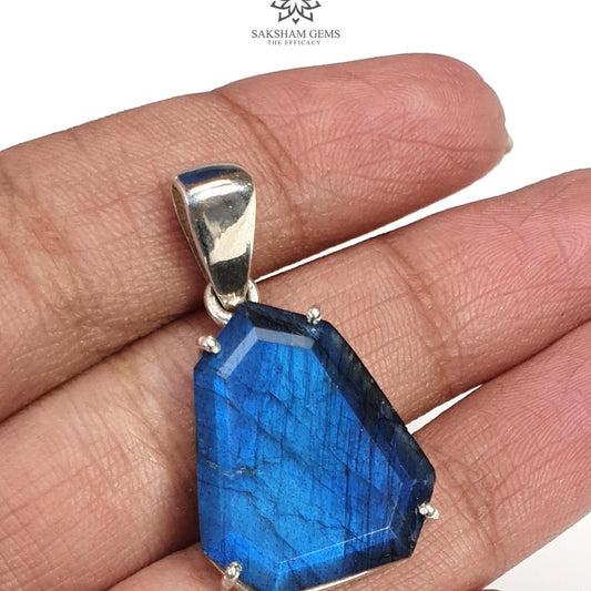 Blue Labradorite Faceted Pendant 5.74gms