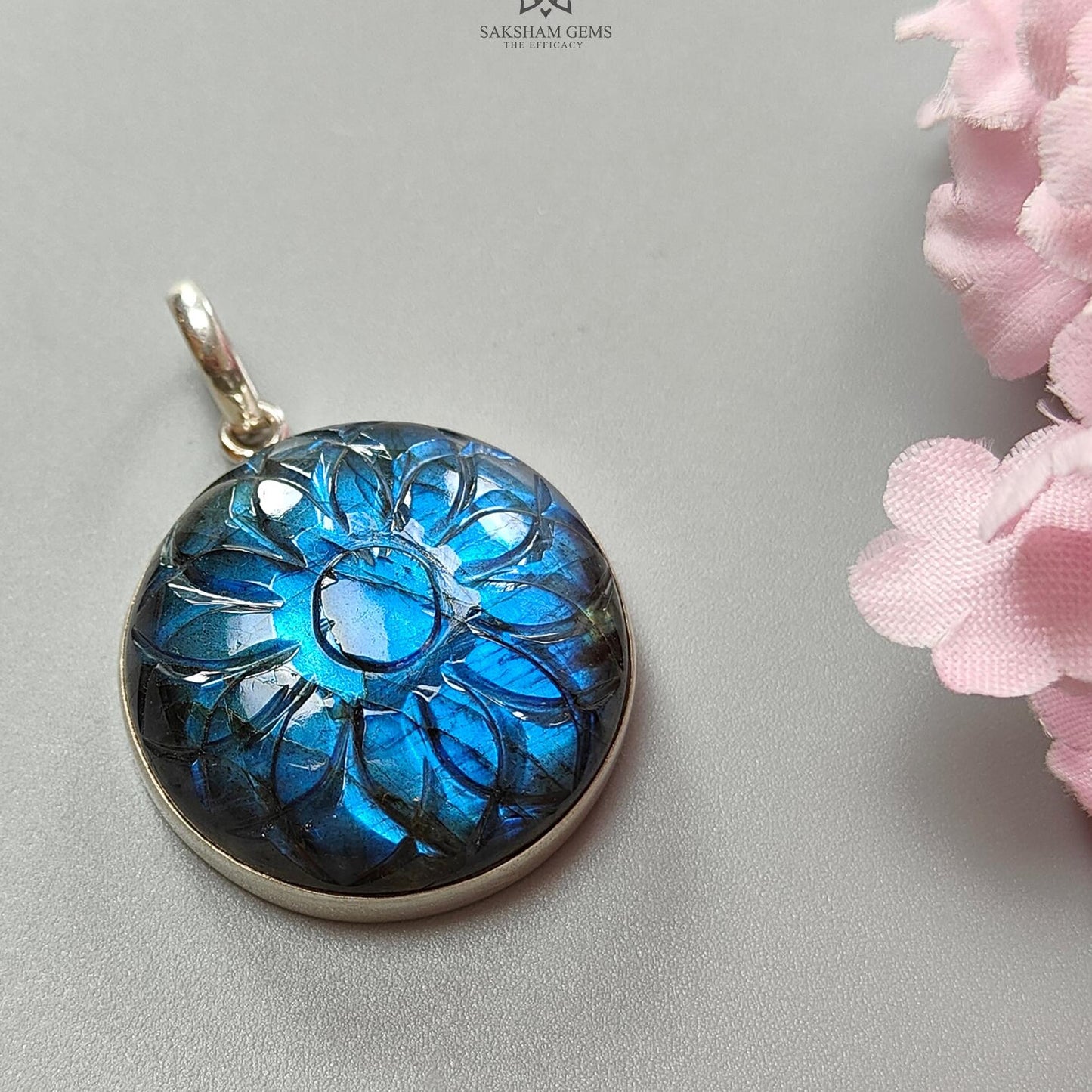 Blue Labradorite Silver Pendant: 16.37gms Natural Untreated Labradorite Round Carving 925 Sterling Silver Bezel Set Pendant 1.50"