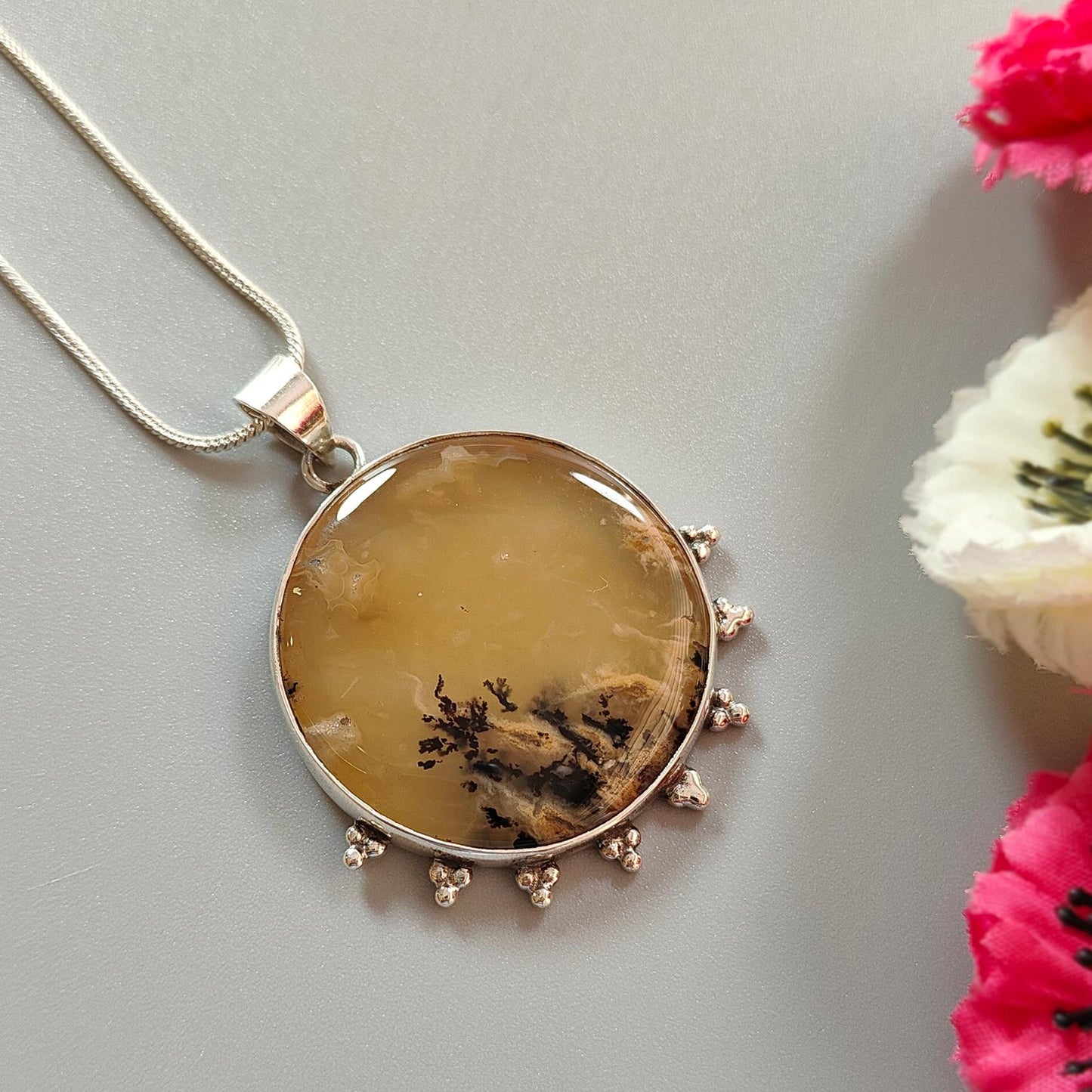Tiger Dendrite Agate Plain Silver Pendant: 14.56gms Natural Untreated Bi-Color Agate Round 925 Sterling Silver Bezel Set Pendant 2.00"