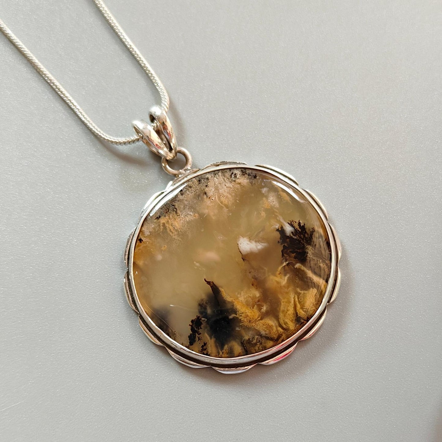 Tiger Dendrite Agate Plain Silver Pendant:14.66gms Natural Untreated Bi-Color Agate Round 925 Sterling Silver Bezel Set Pendant 2.00"