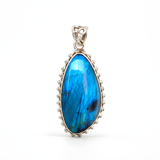 Labradorite Gemstone Silver Pendant