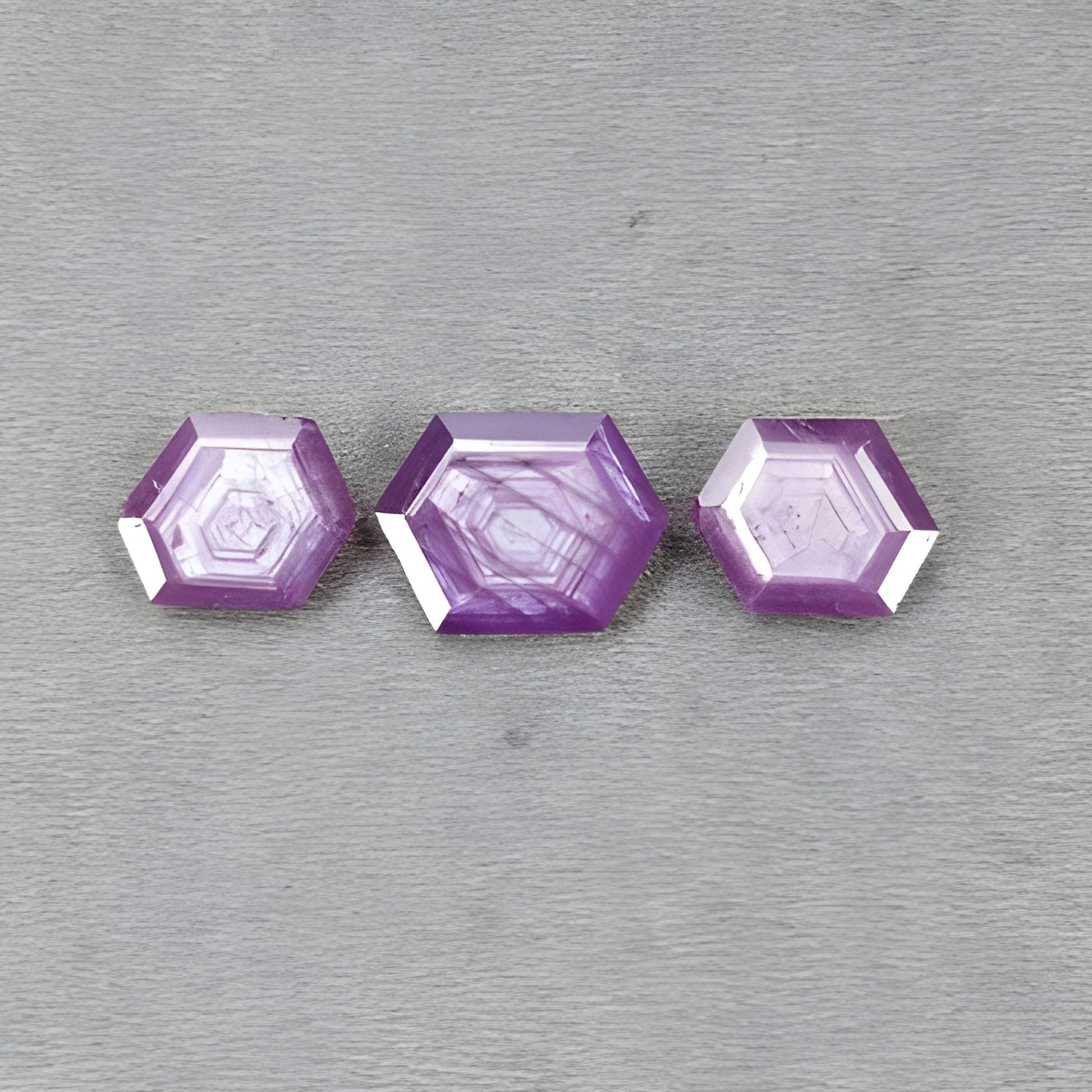 حجر ميلاد شهر سبتمبر