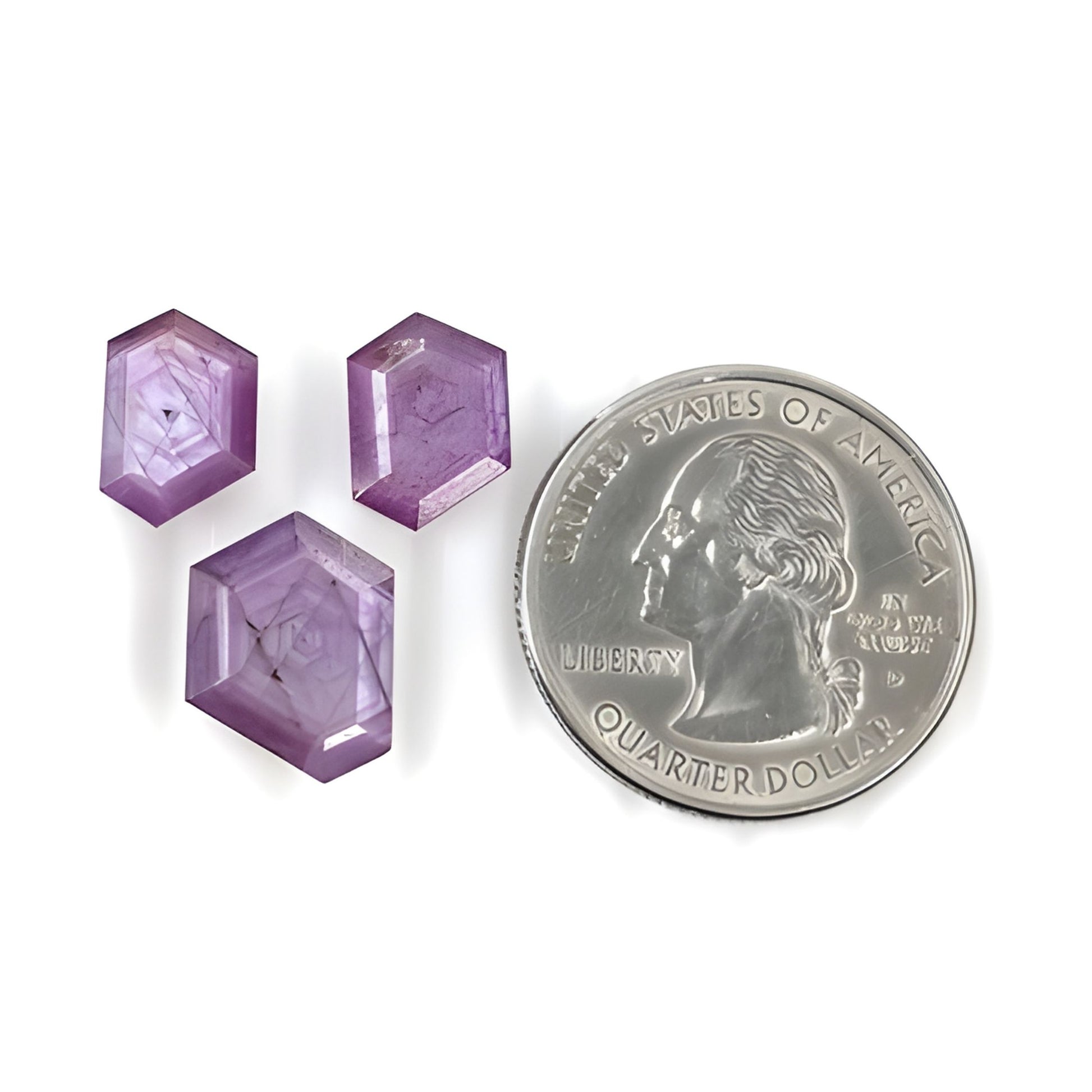 saphir taillé à facettes pour la joaillerie